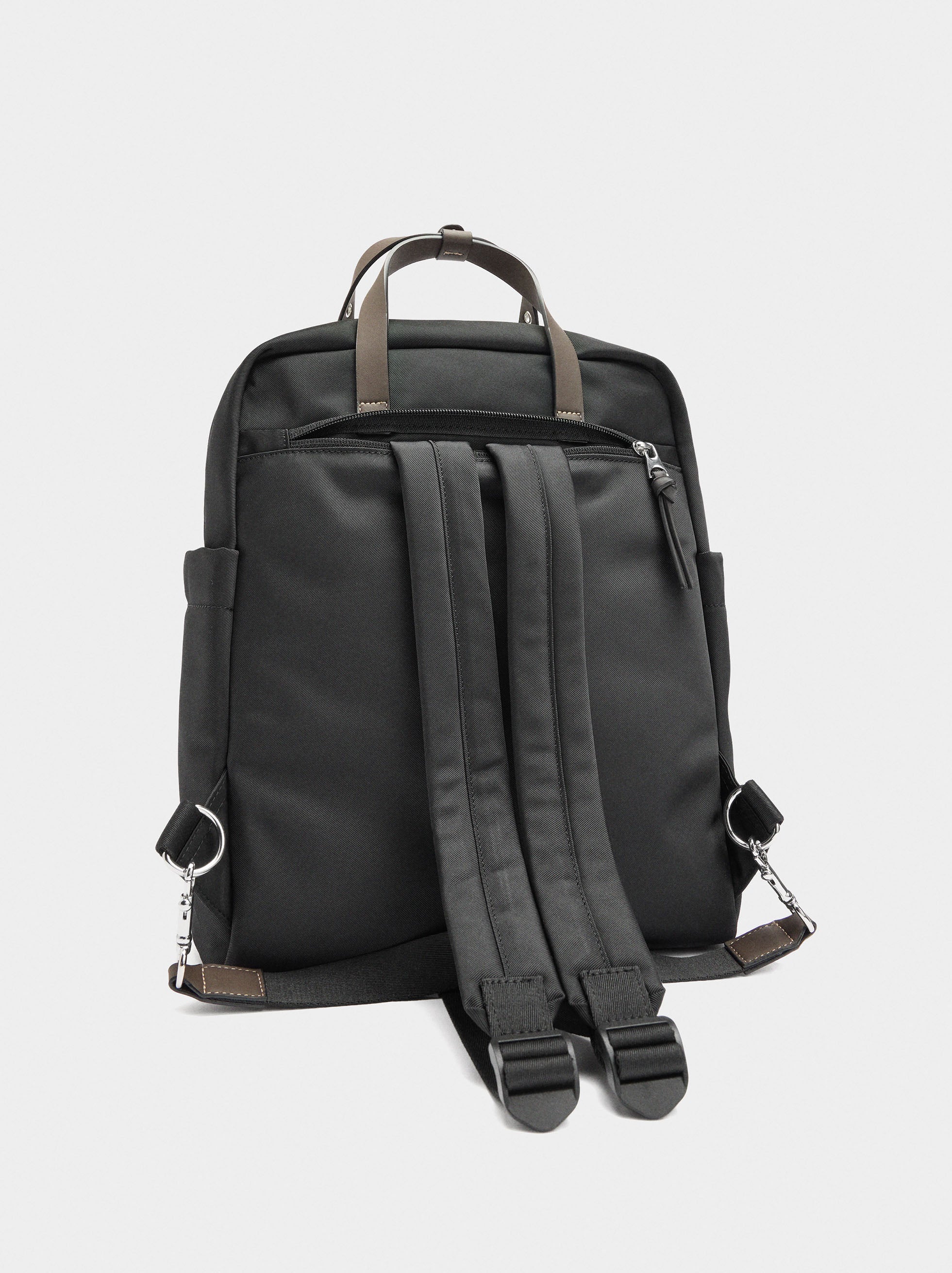 Mochila Para Portátil Hasta 14" De Nylon
