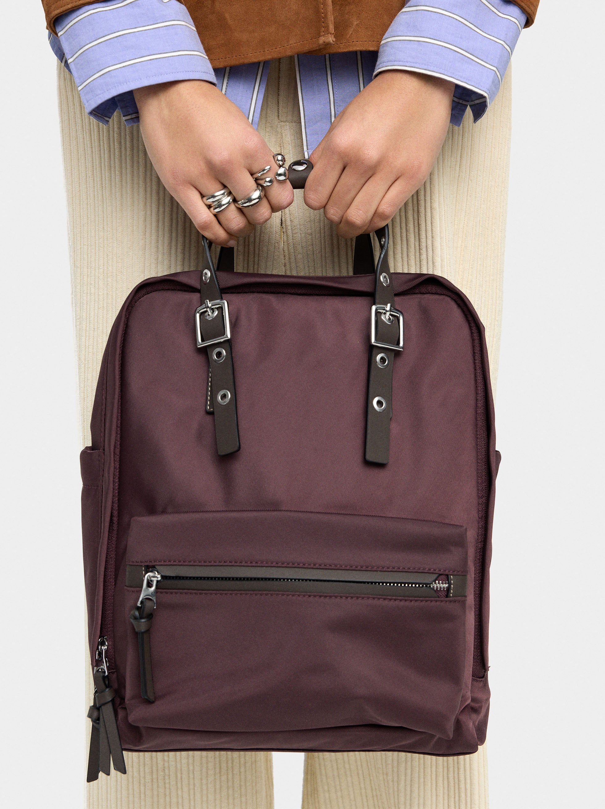 Mochila Para Portátil Hasta 14" De Nylon