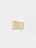 Anillo Ondulado Con Esmalte