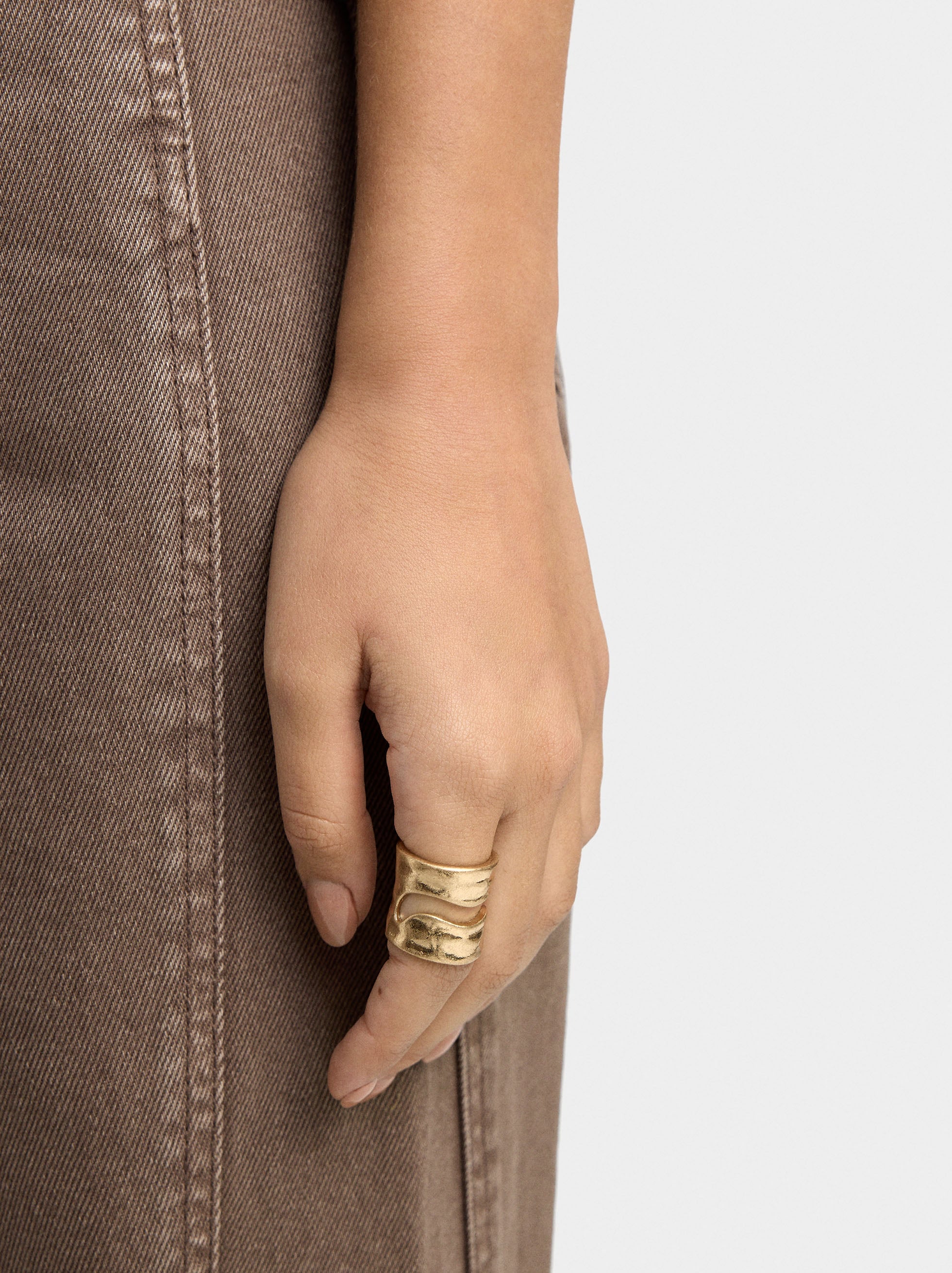 Anillo Ancho Efecto Doble