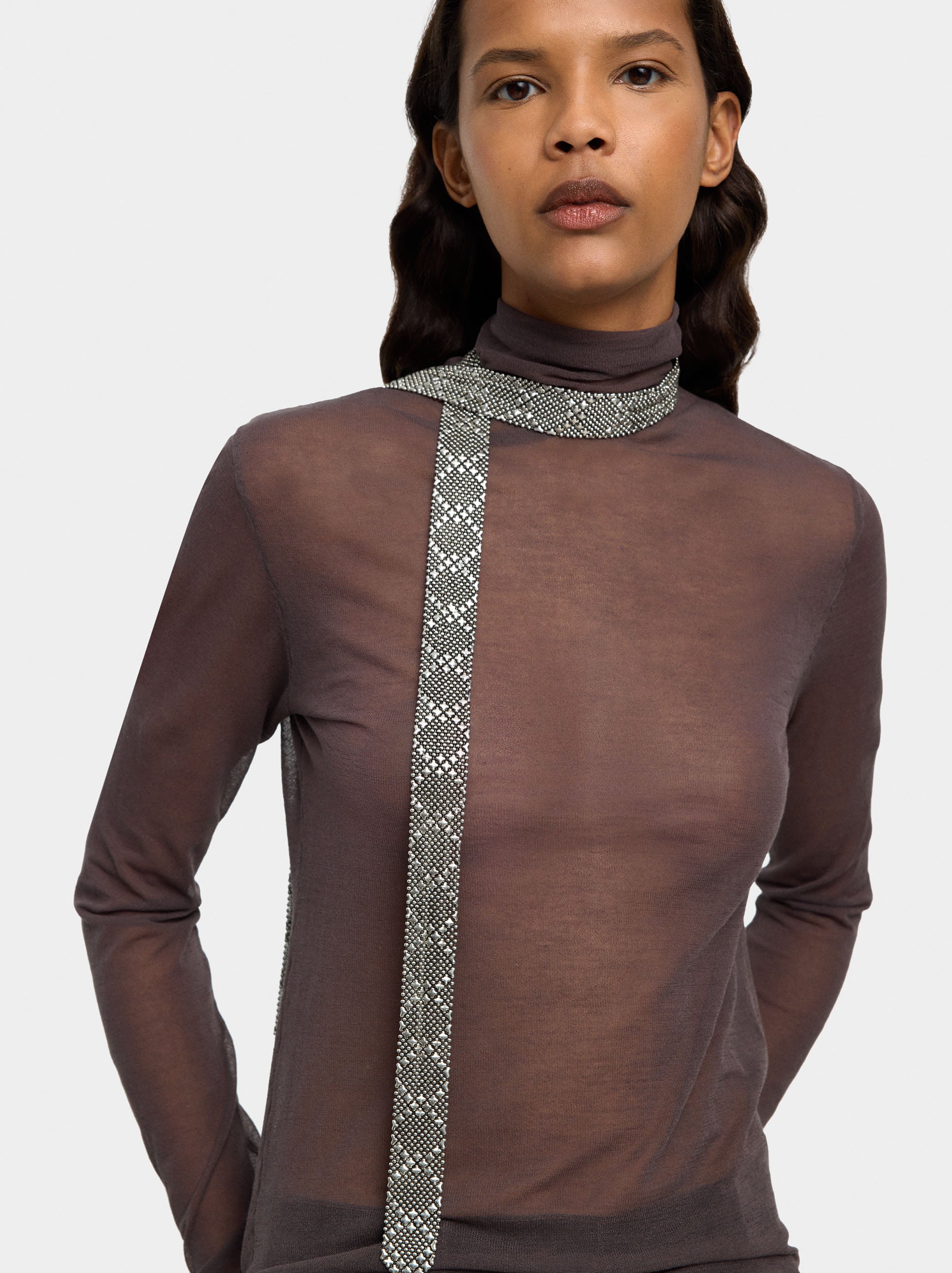 Collar Metálico Corbata
