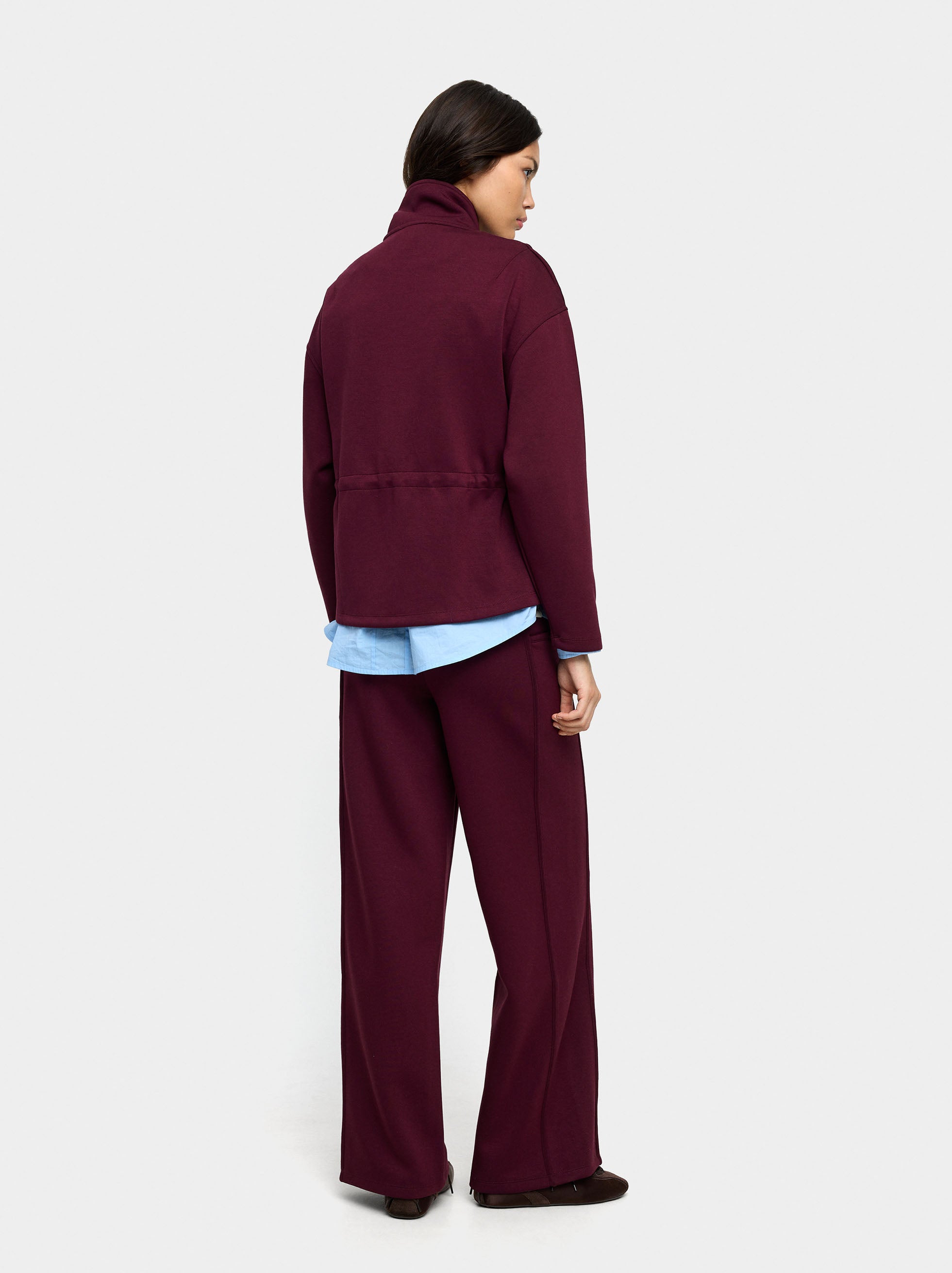 Sudadera Con Cremallera Y Cuello Alto