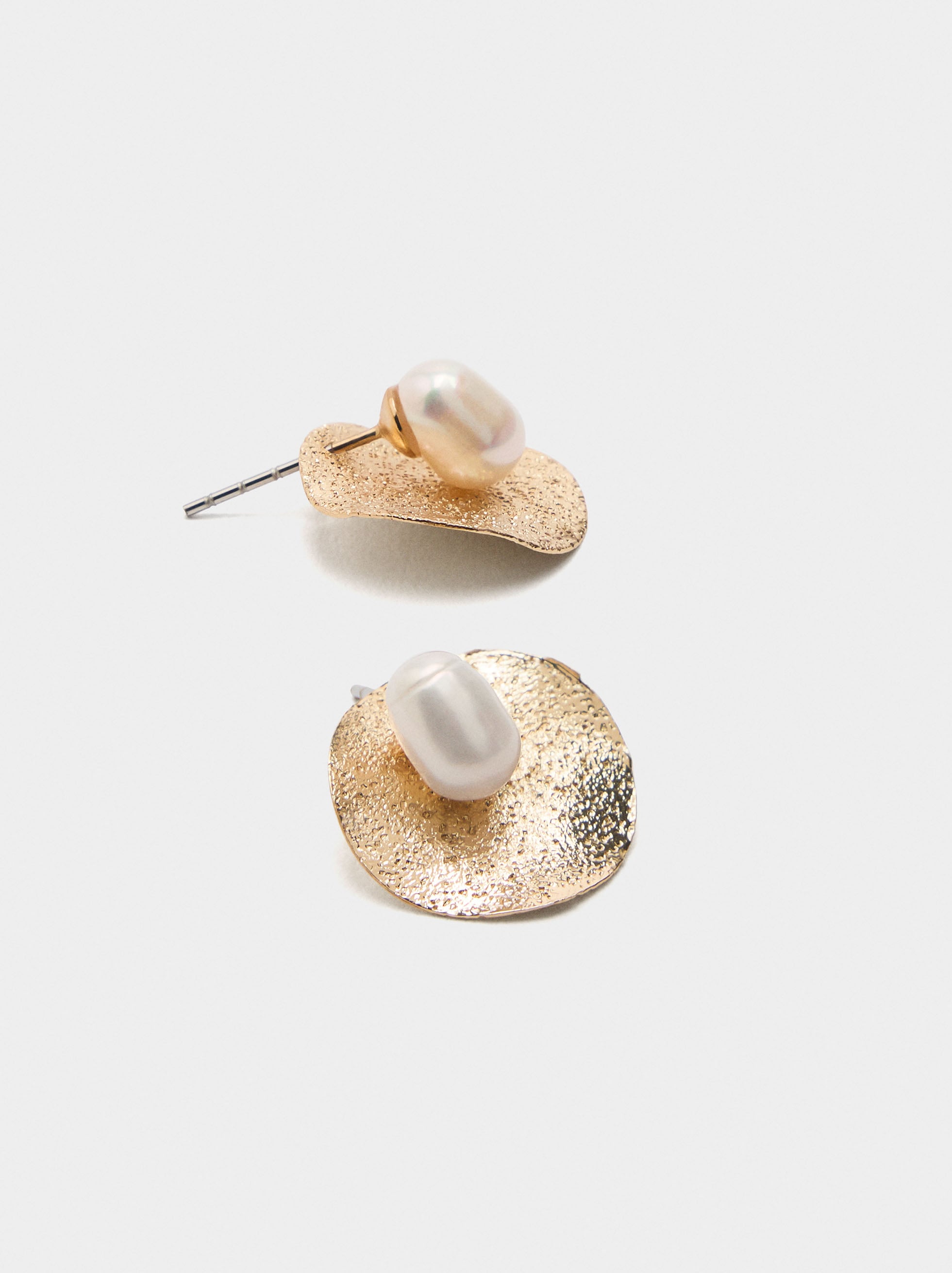 Pendientes Redondos Con Perlas De Agua Dulce