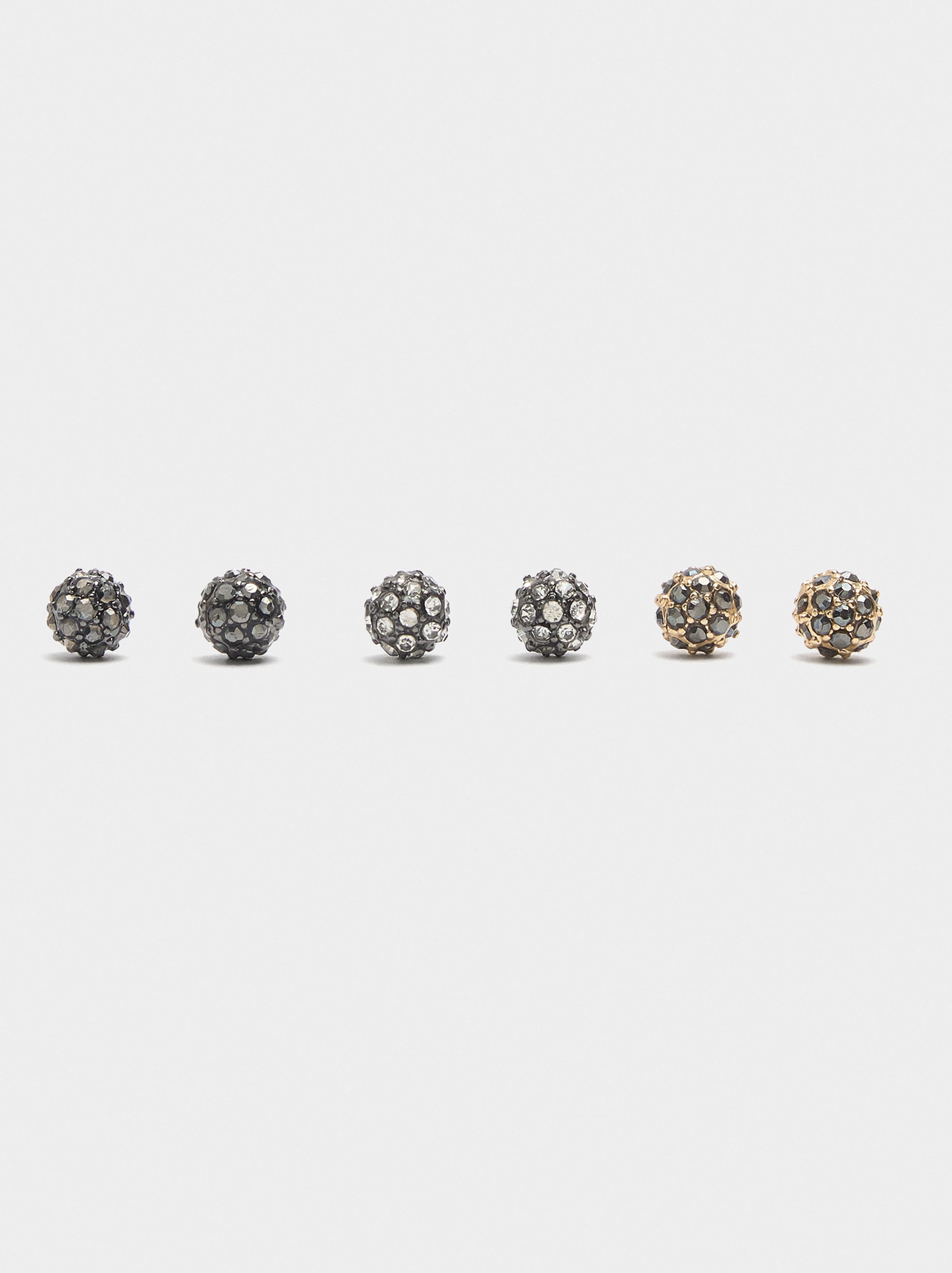 Set De Pendientes Cortos Con Circonitas