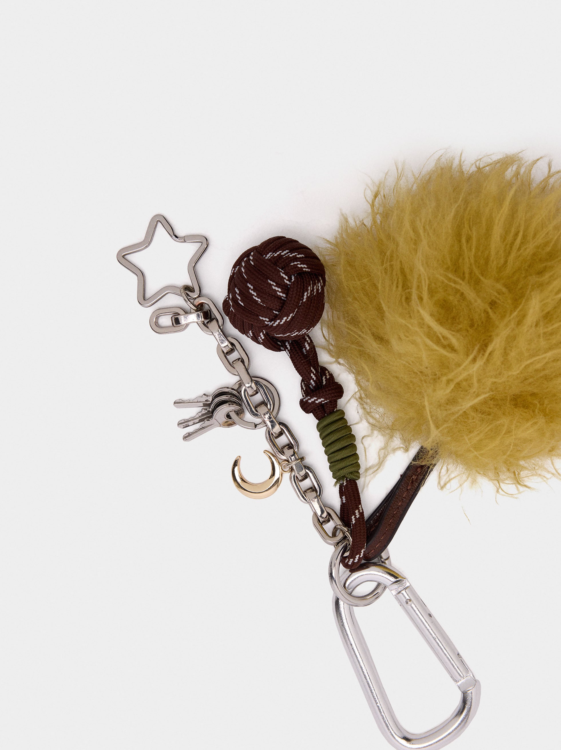 Llavero Charm Pompón Y Estrella