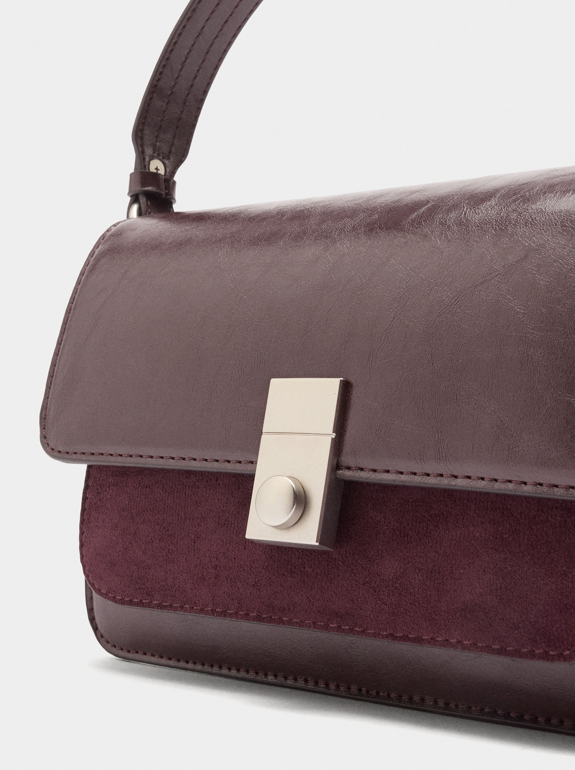 Bolso De Mano Con Solapa