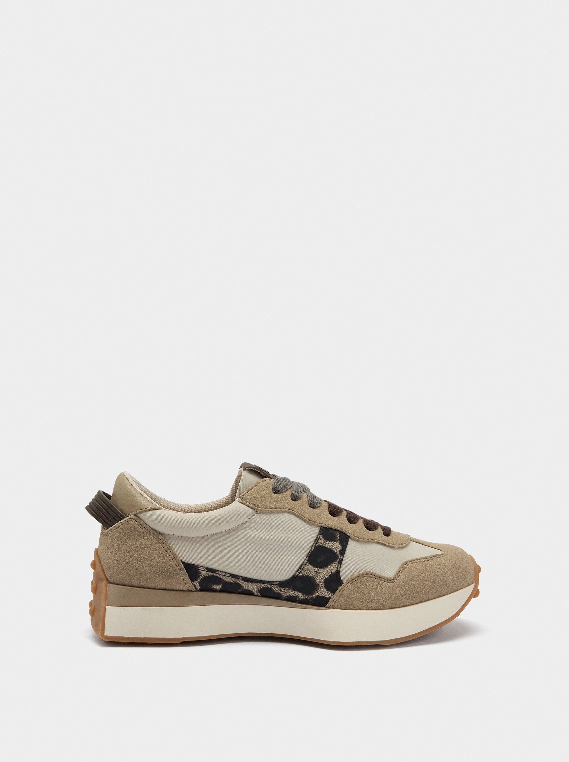 Zapatillas Con Detalles Estampado Animal