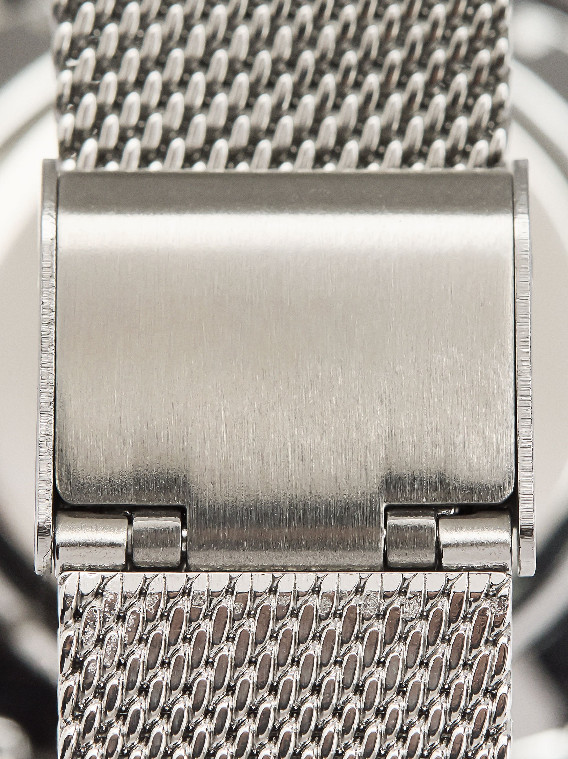 Reloj Bicolor Con Punto Metálico De Acero Inoxidable