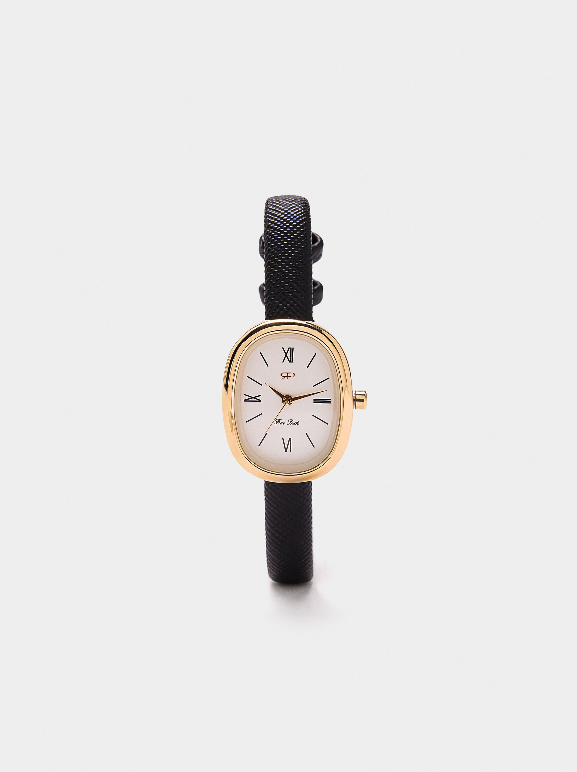 Reloj Ovalado Correa Con Textura