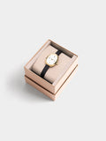 Reloj Ovalado Correa Con Textura