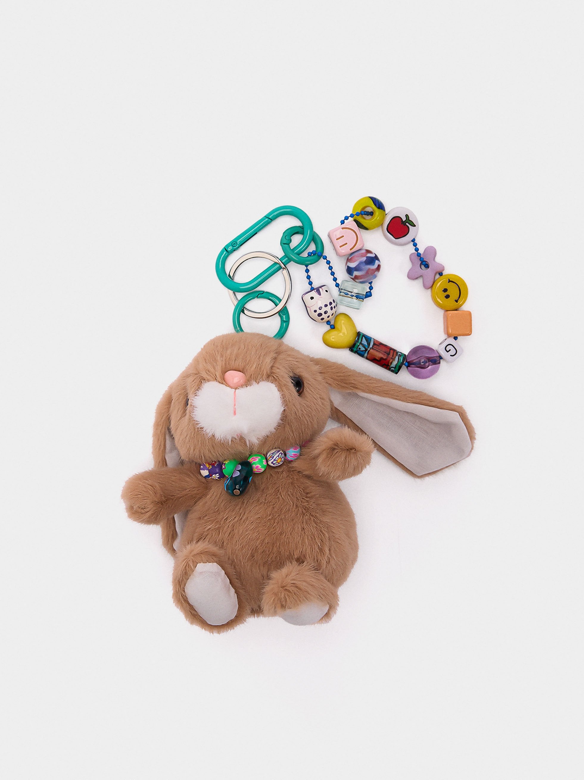 Llavero Charm Conejo Y Abalorios Multicolor