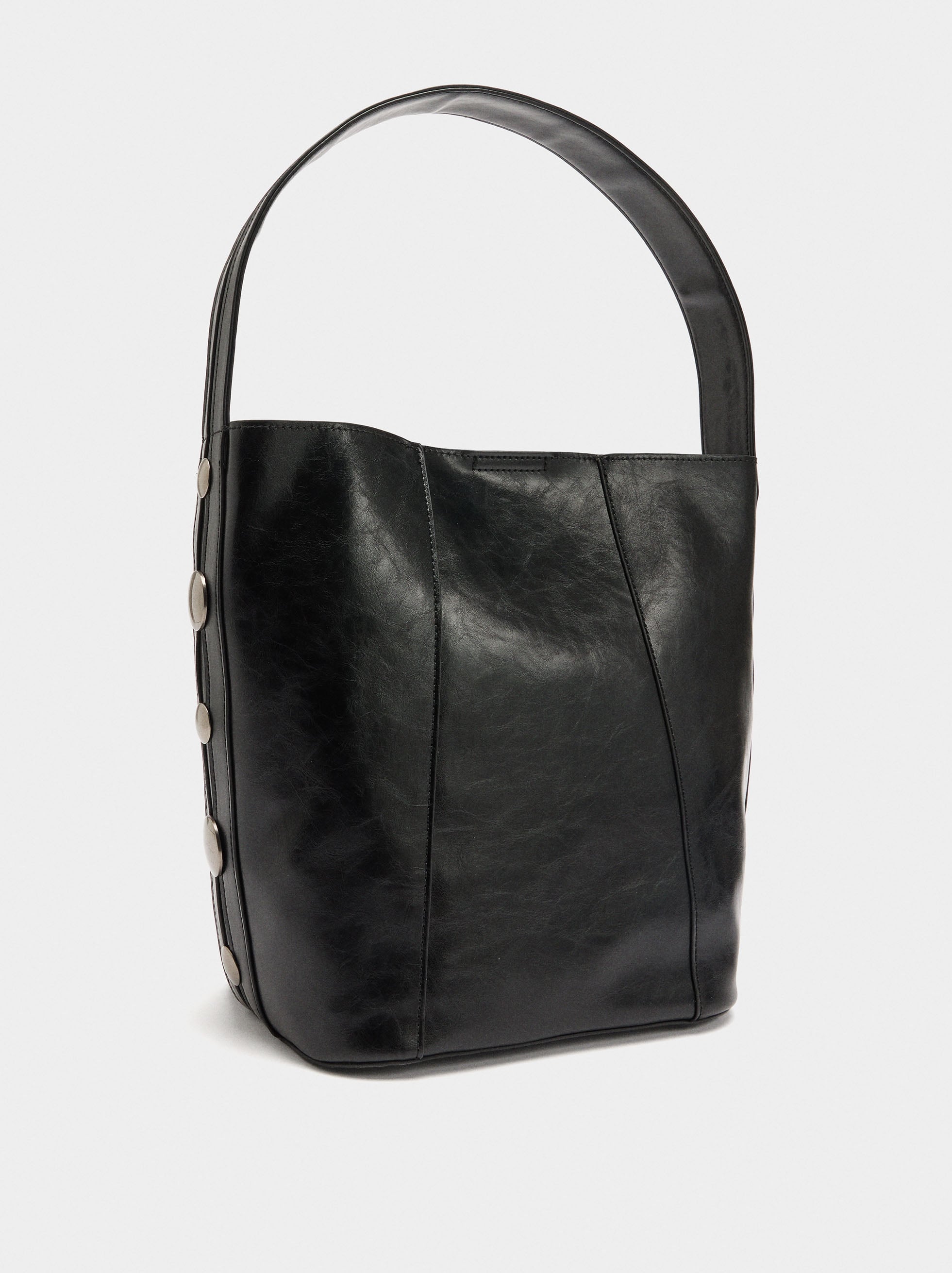 Bolso De Mano Con Detalles De Piel