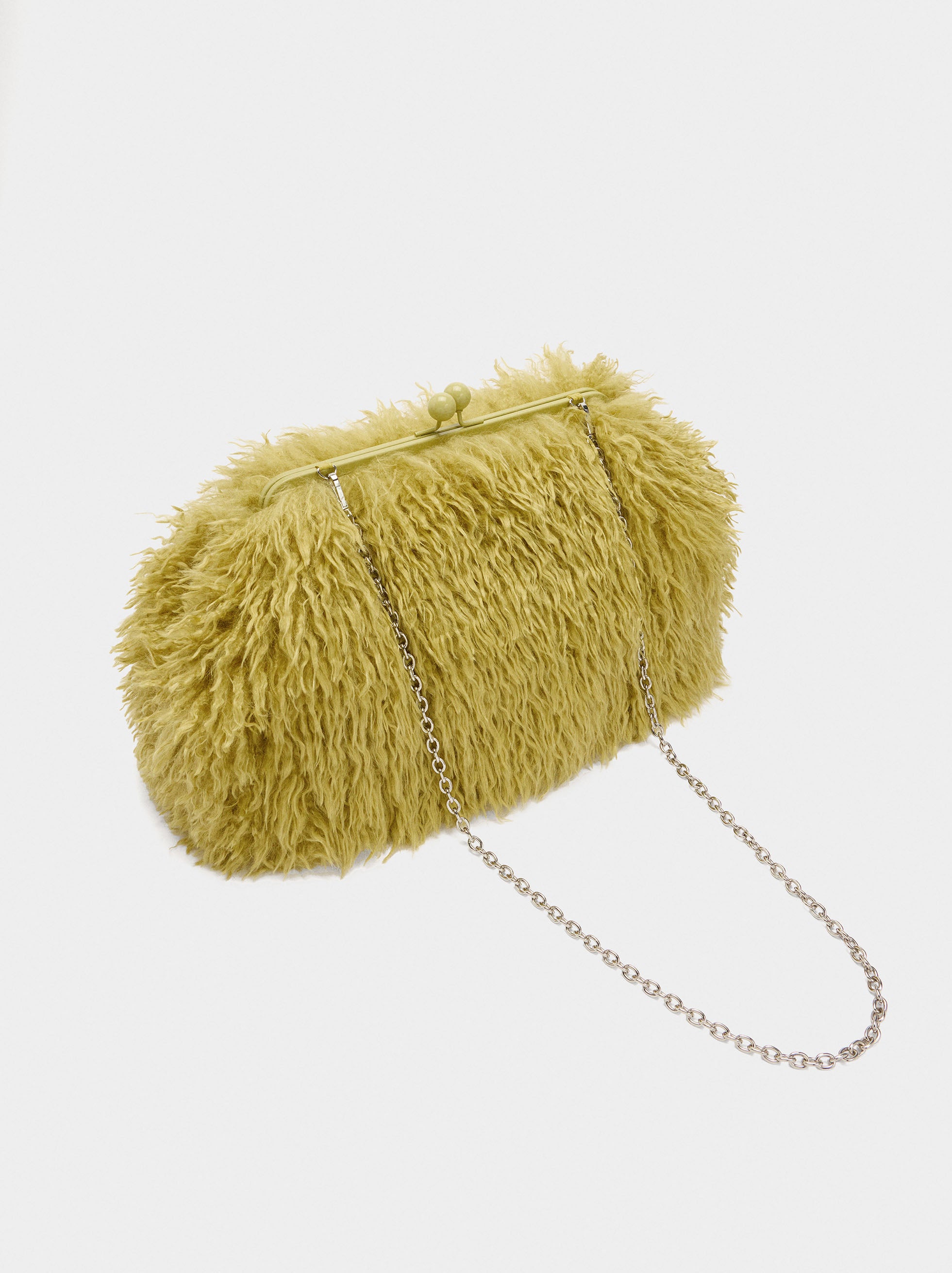 Bolso Efecto Pelo Con Asa De Cadena