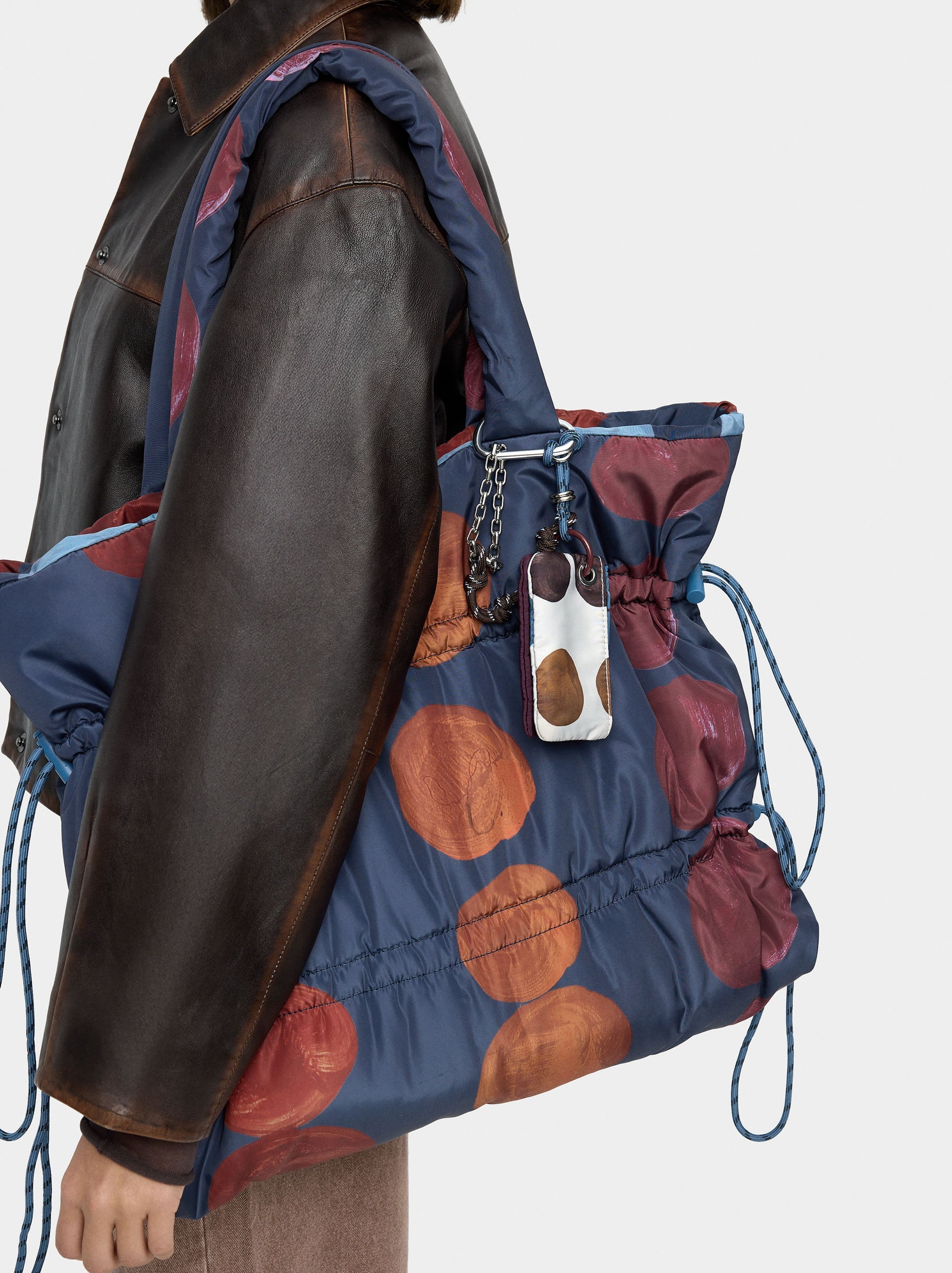 Bolso Shopper Estampado De Nylon