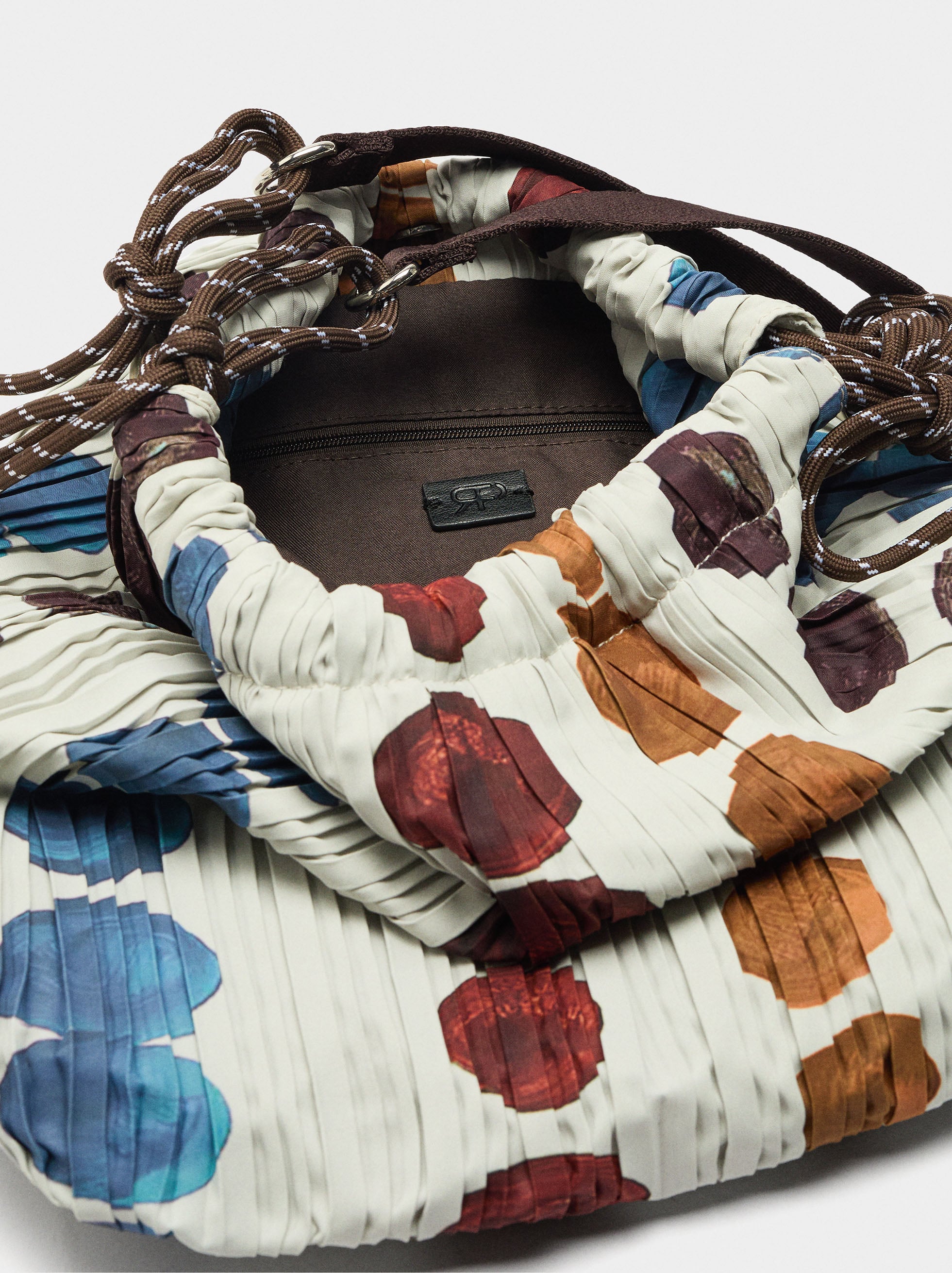 Bolso De Mano Estampado De Nylon