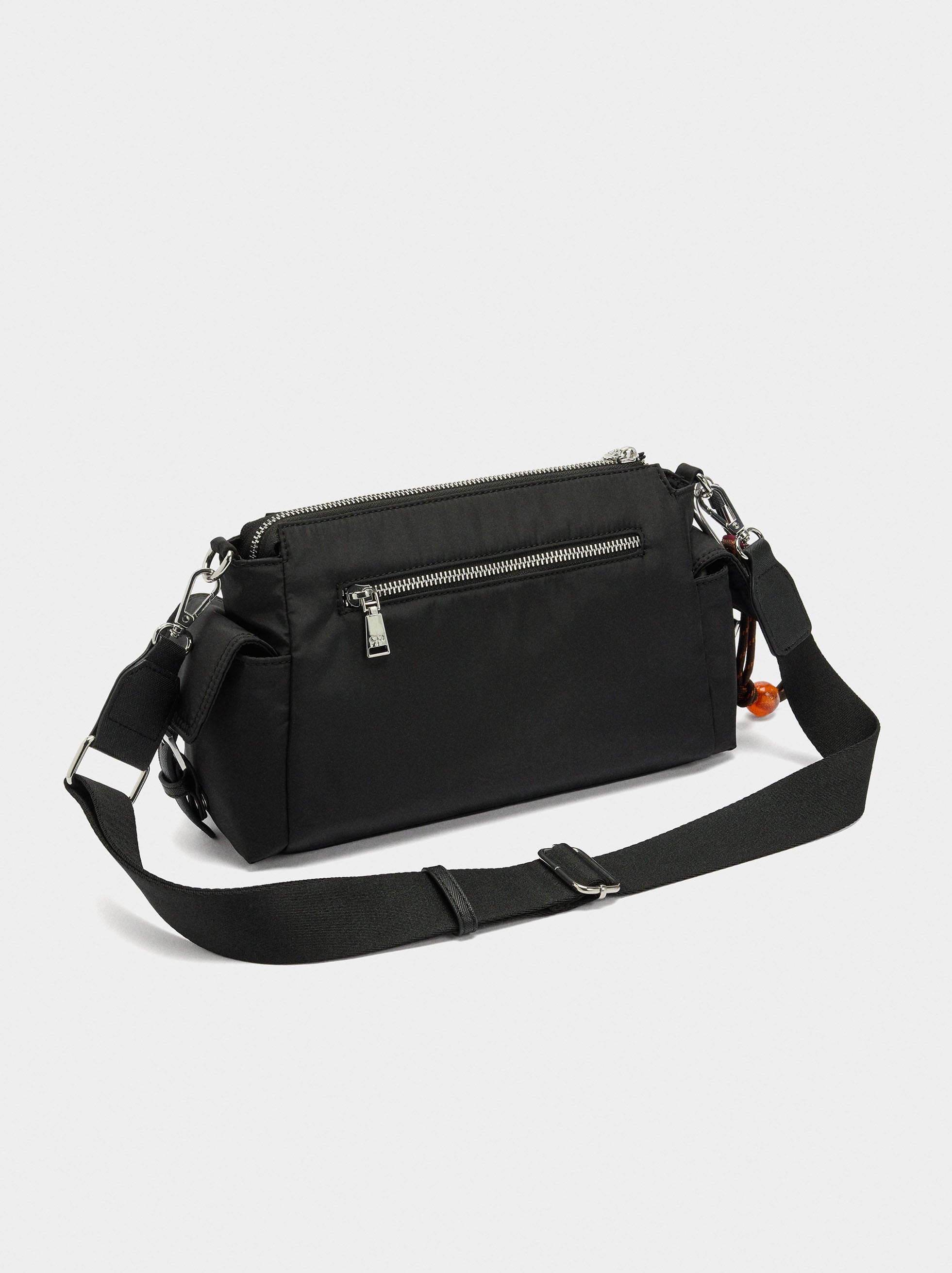 Bolso Bandolera De Nylon Con Colgante
