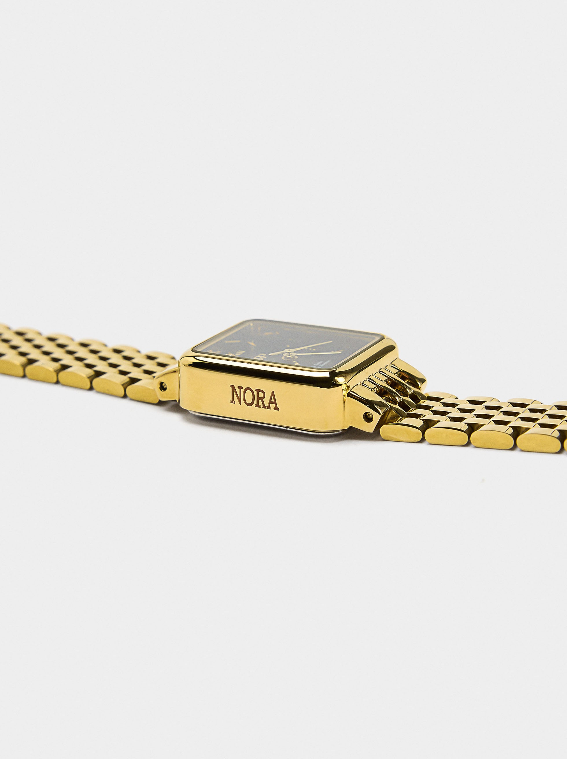 Reloj Cuadrado Con Pulsera De Acero Inoxidable