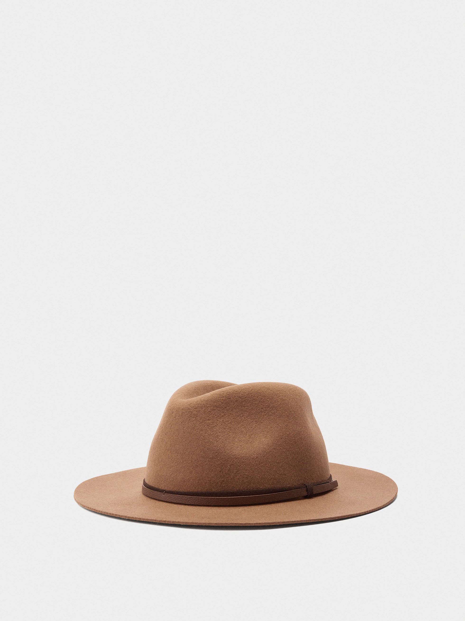 Sombrero De Lana Detalle De Cinturón