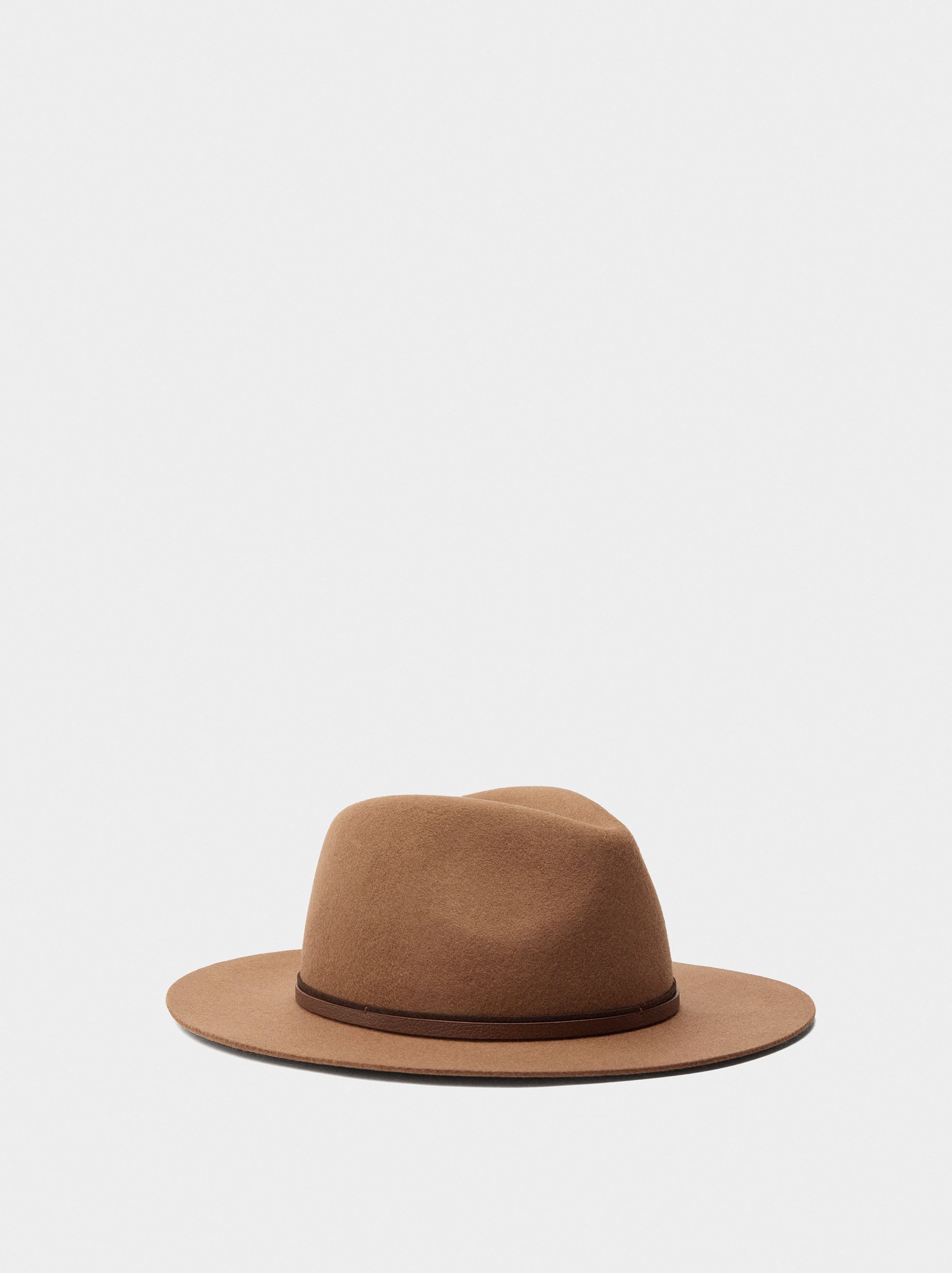 Sombrero De Lana Detalle De Cinturón