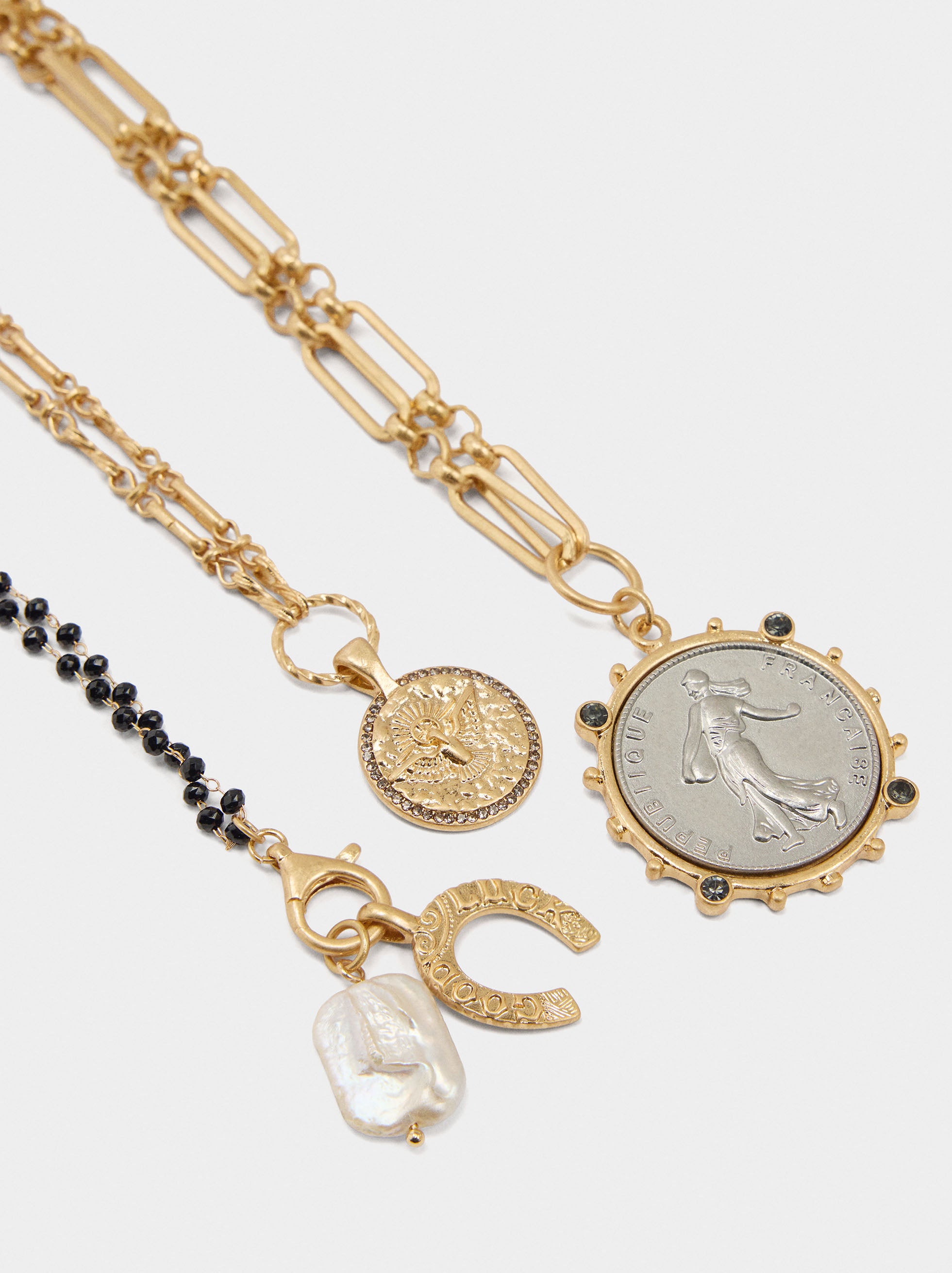 Set De Collares Con Colgantes