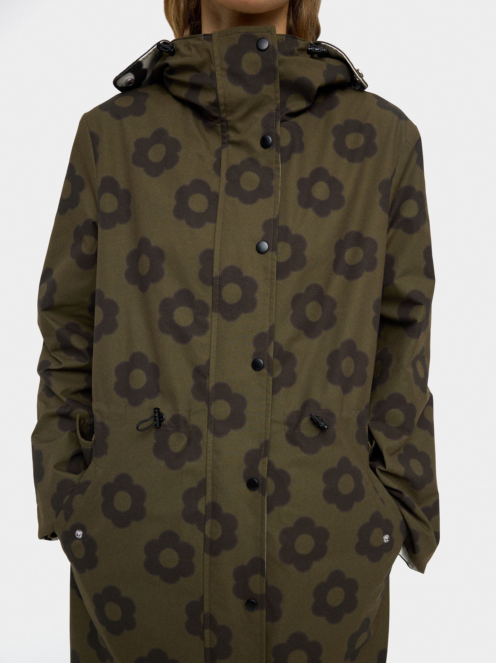Parka Estampada Reversible Con Capucha