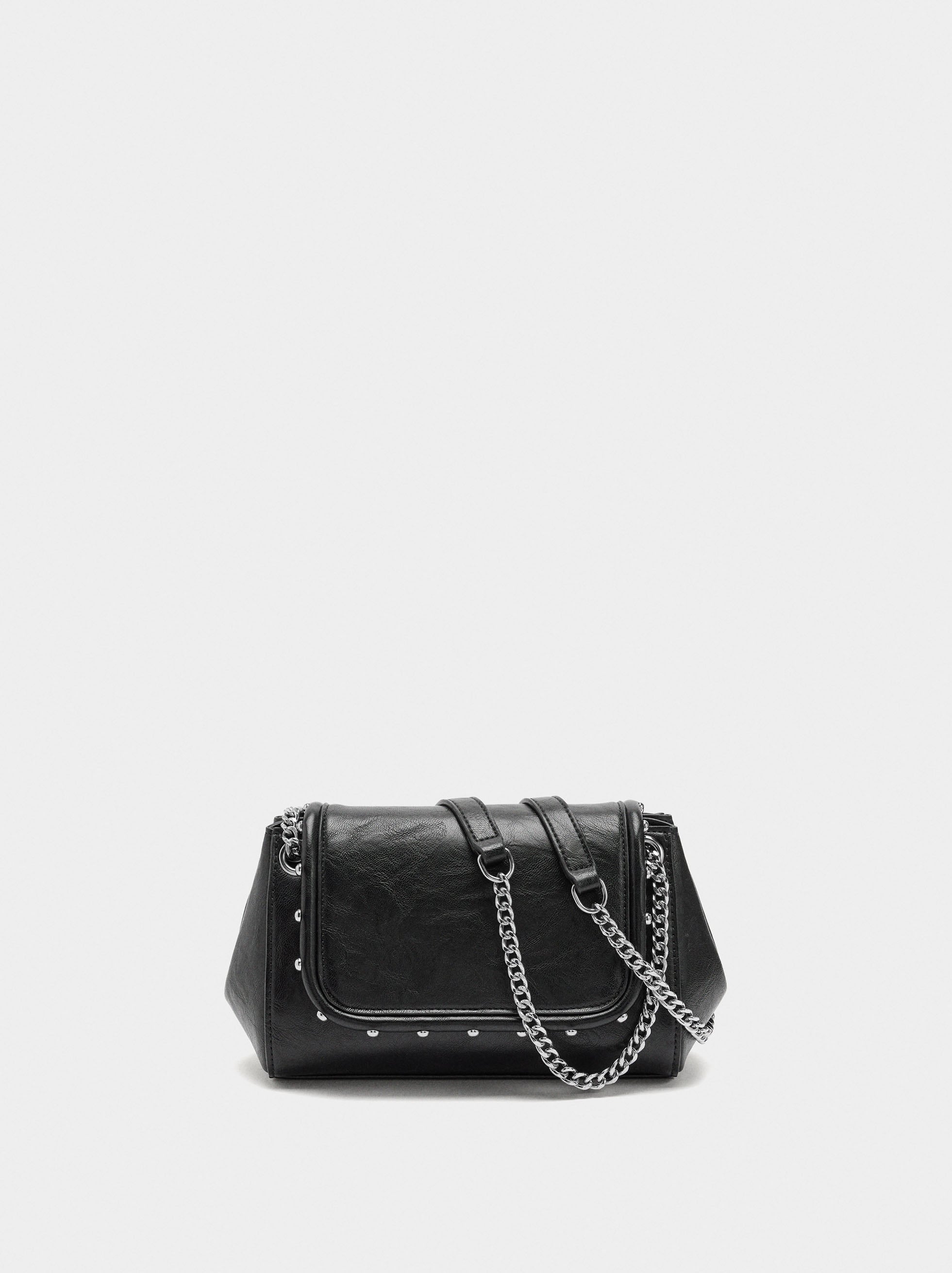 Bolso De Hombro Con Solapa Y Tachuelas
