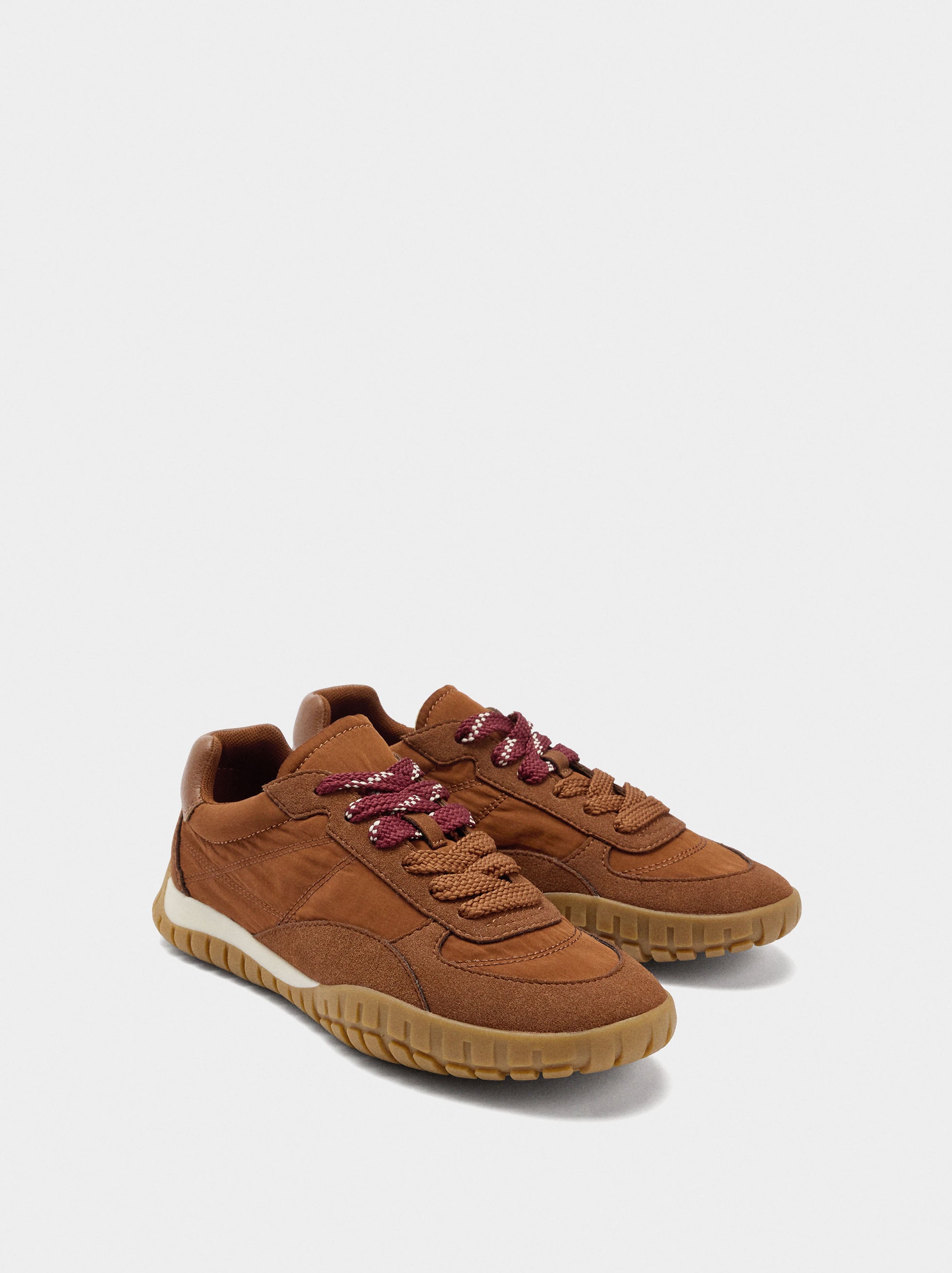 Zapatillas Monocromáticas