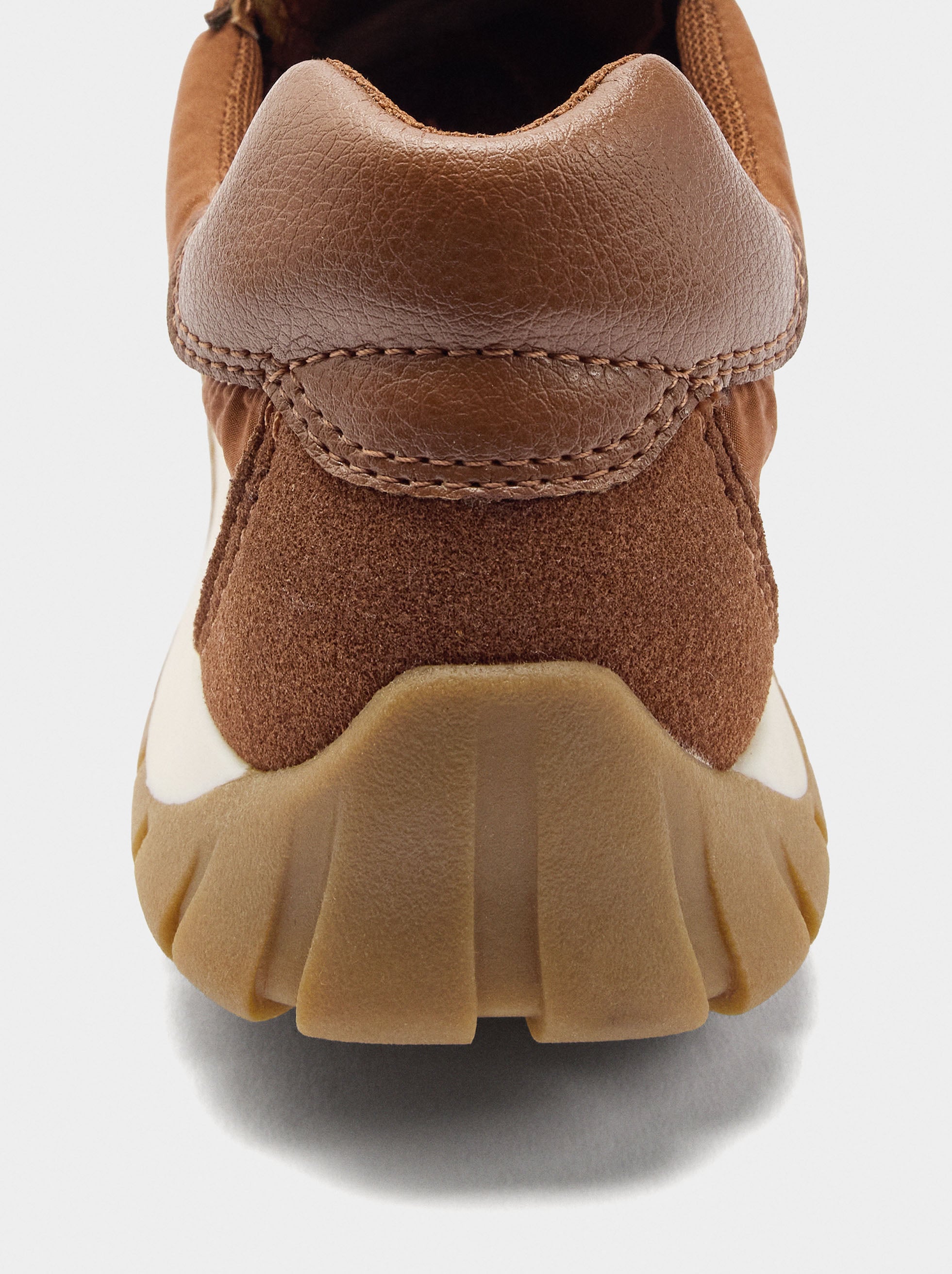 Zapatillas Monocromáticas