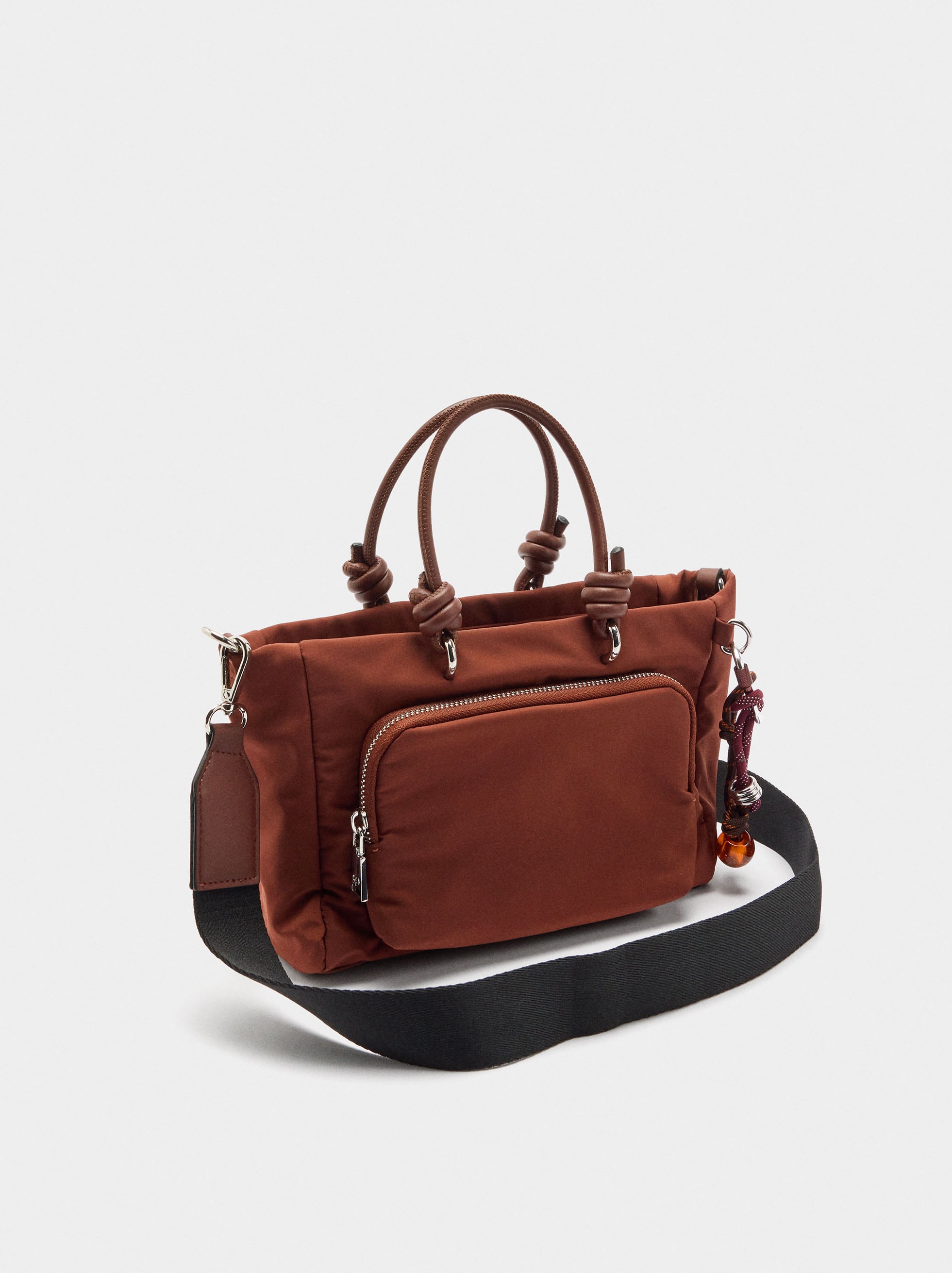 Bolso Tote De Nylon Con Colgante S