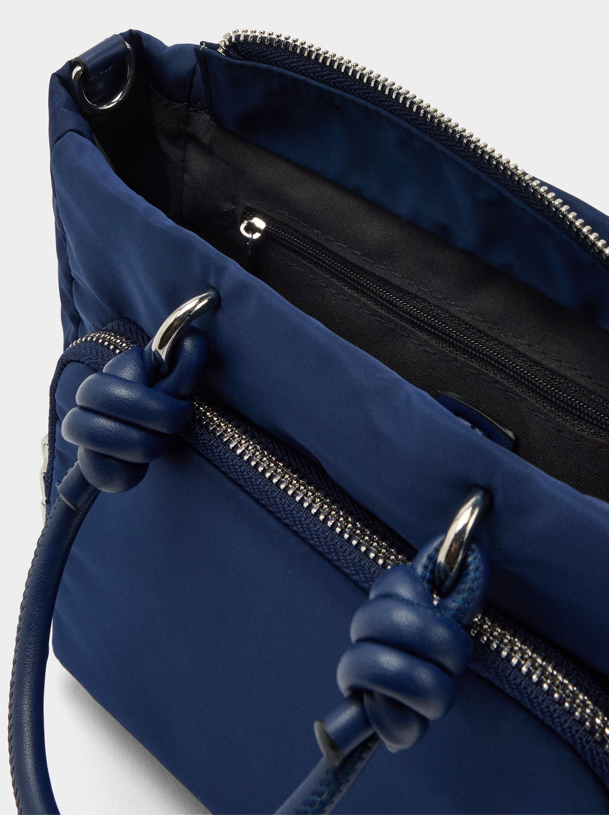 Bolso Tote De Nylon Con Colgante S