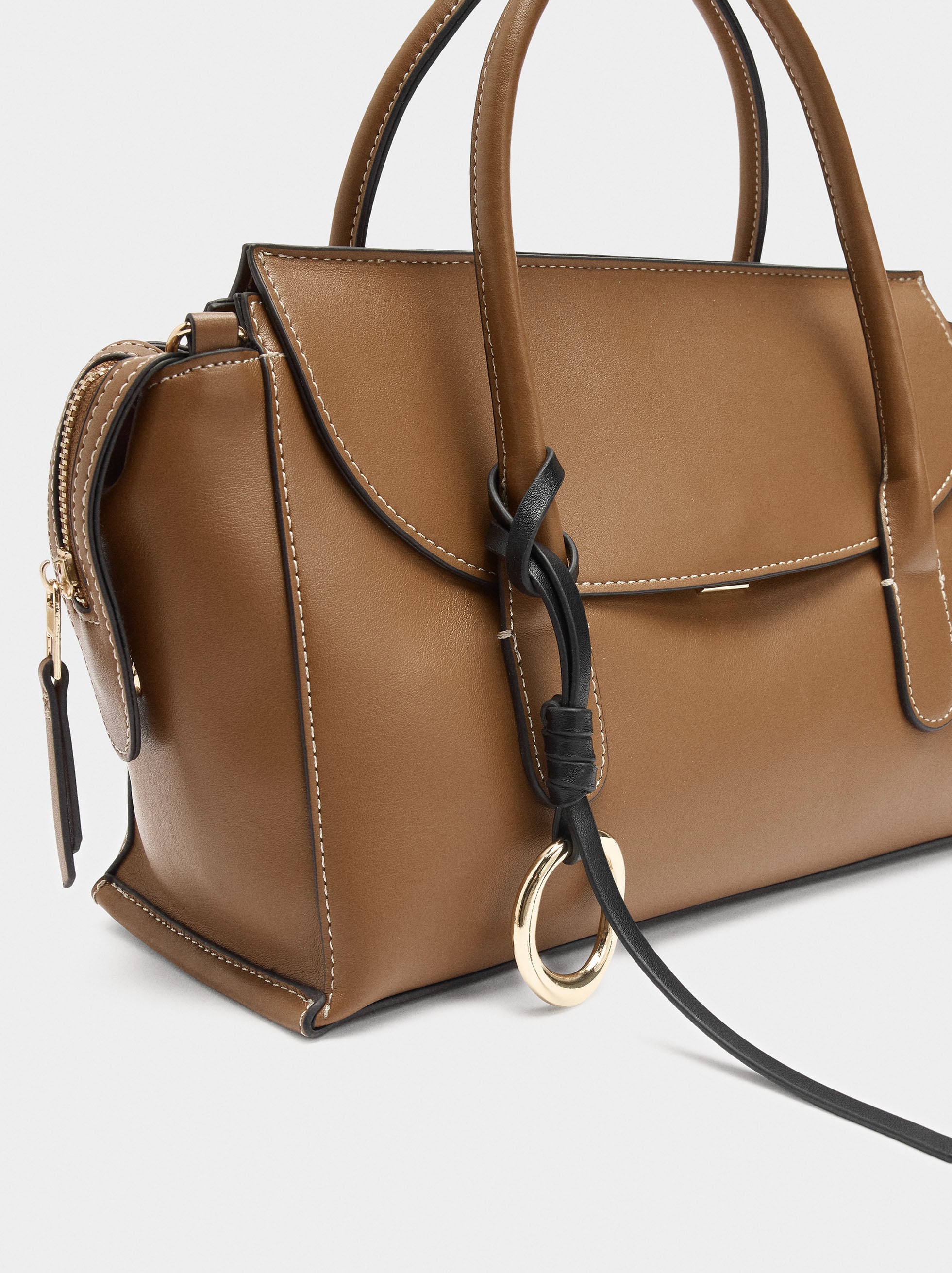 Bolso Tote Liso Con Solapa