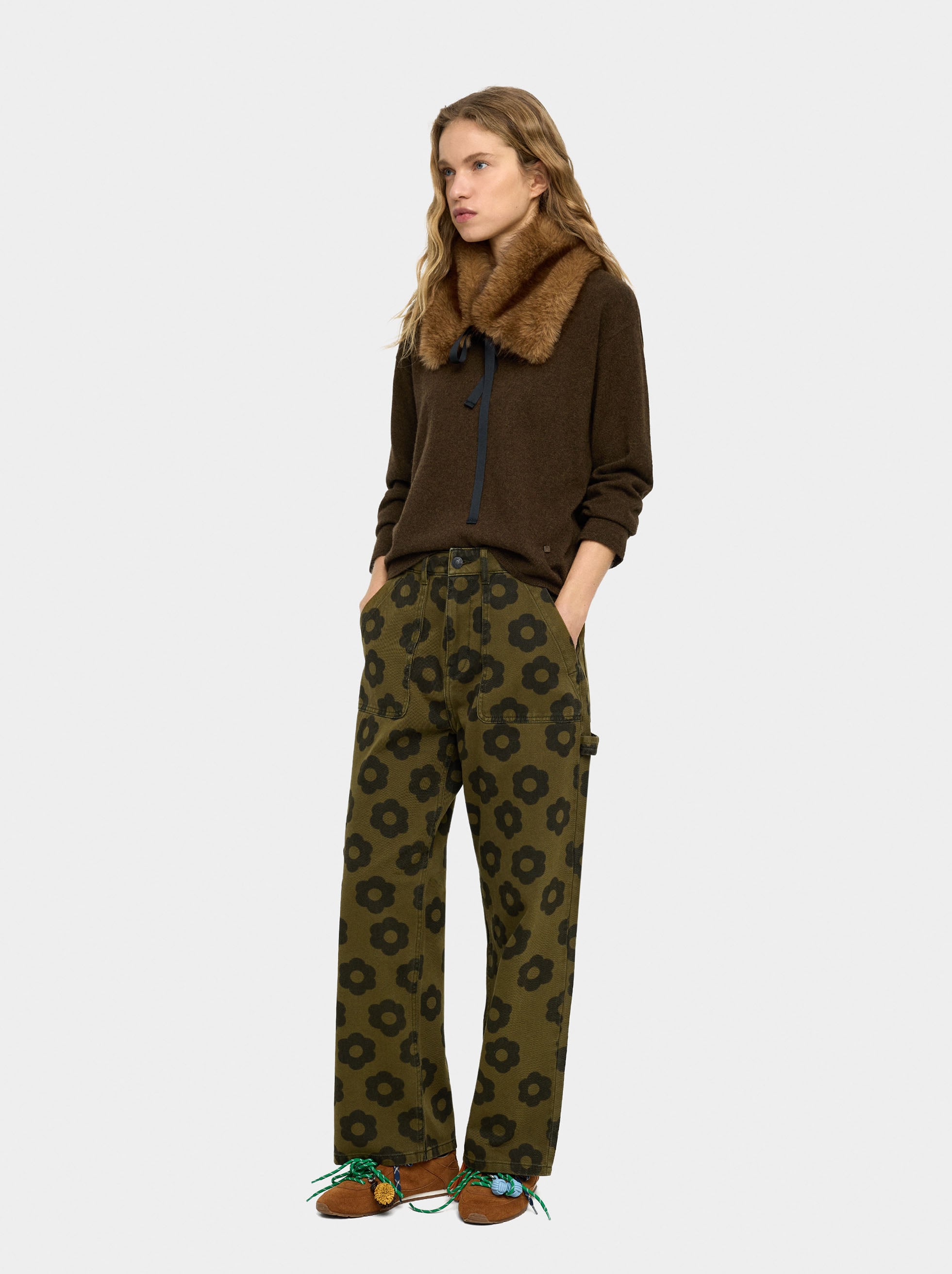 Pantalón Vaquero Estampado Floral