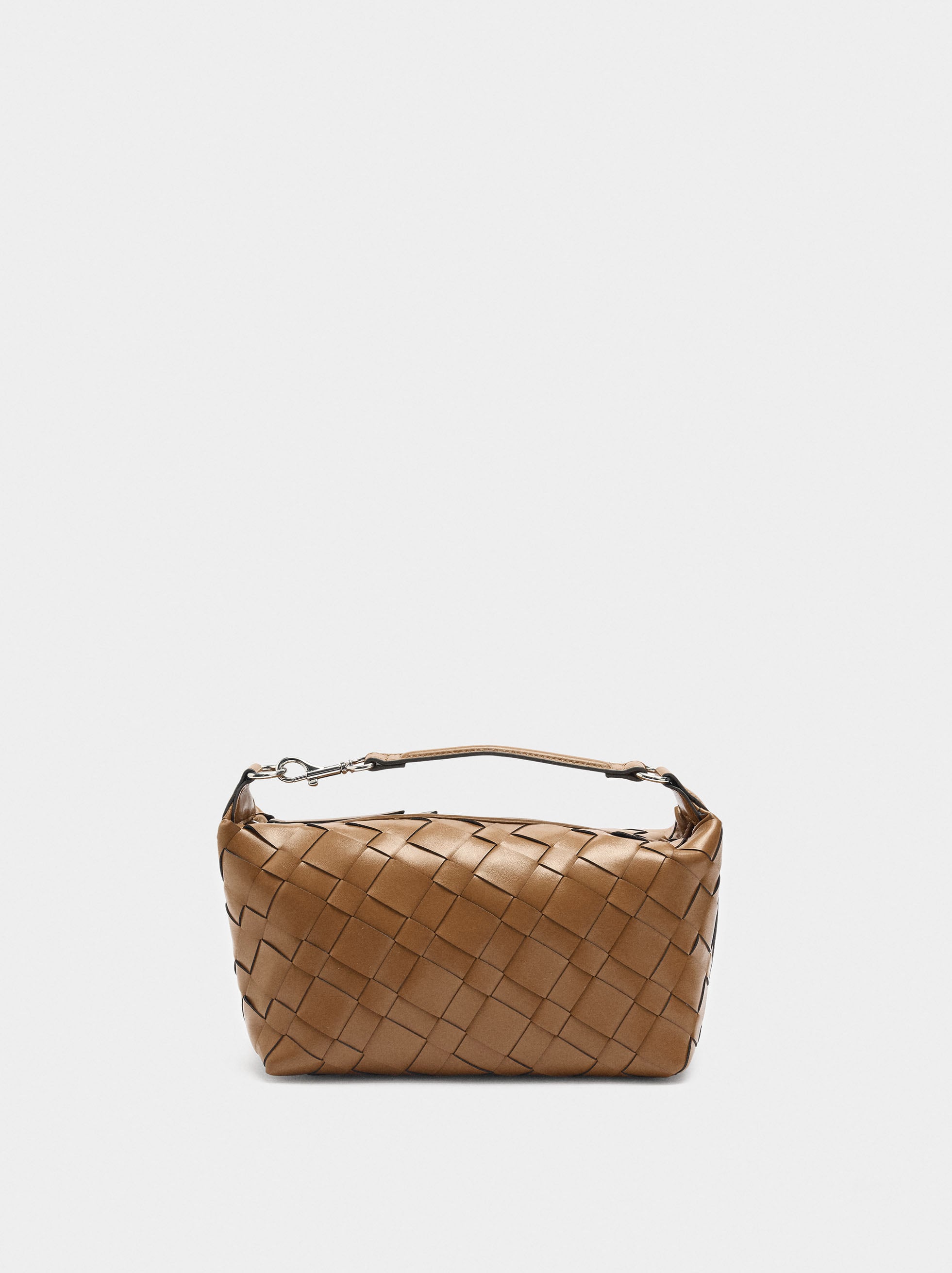 Bolso De Mano Trenzado