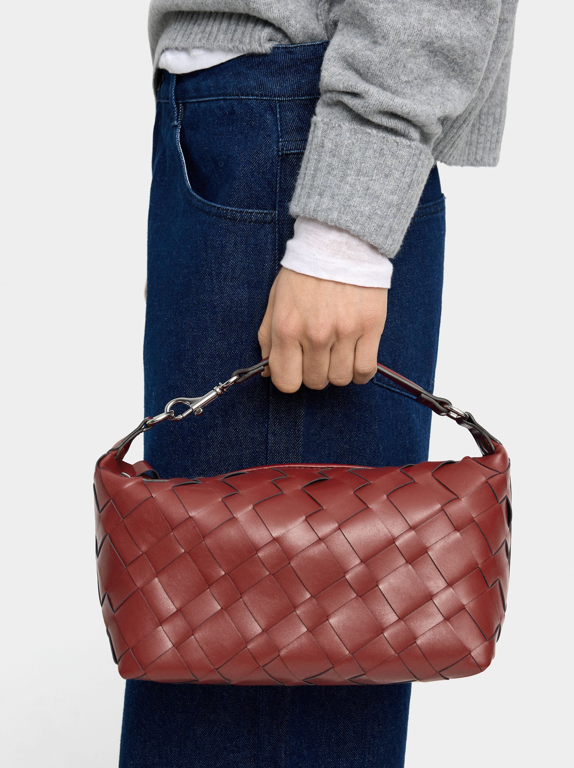 Bolso De Mano Trenzado
