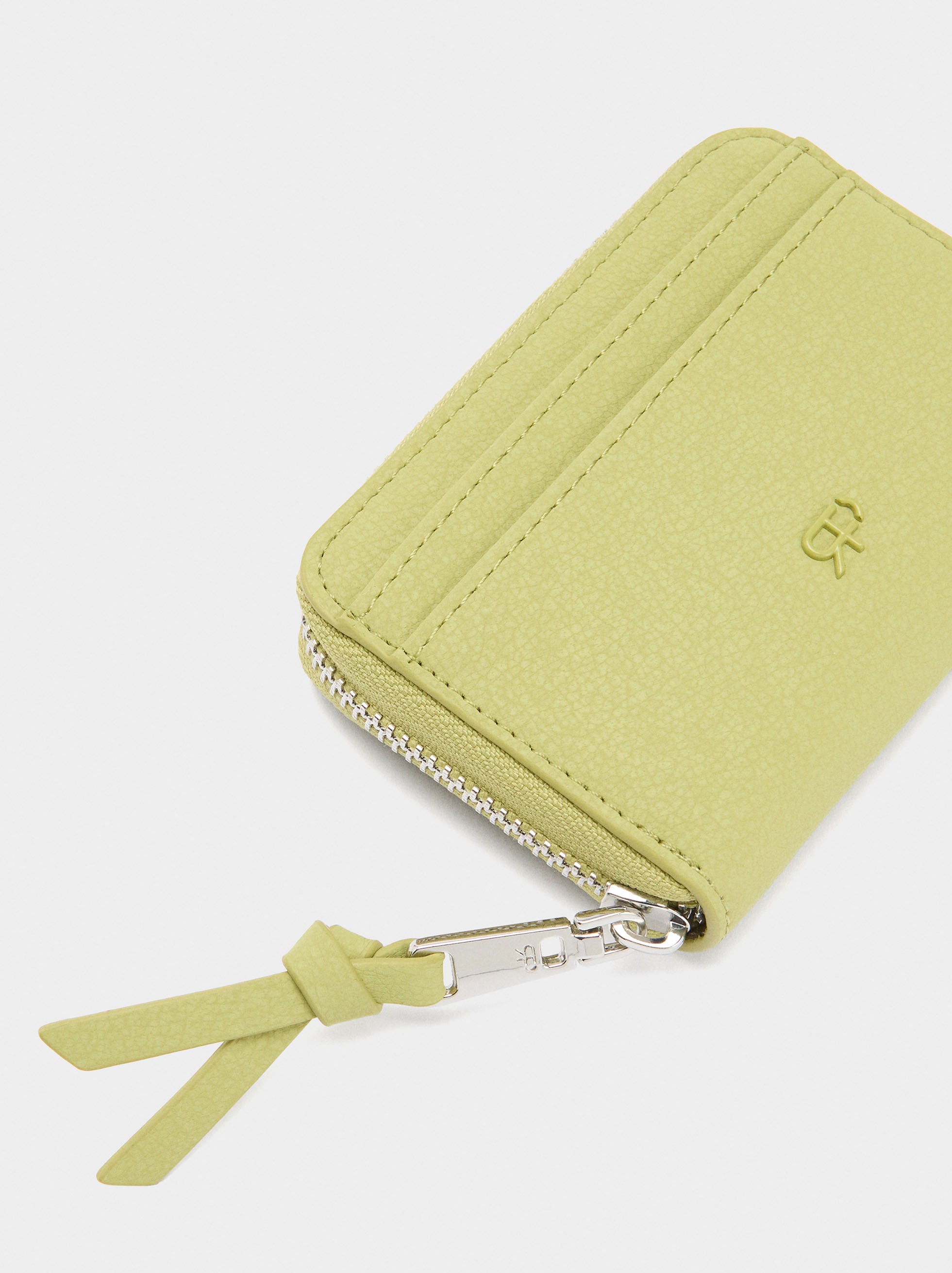 Cartera Con Textura