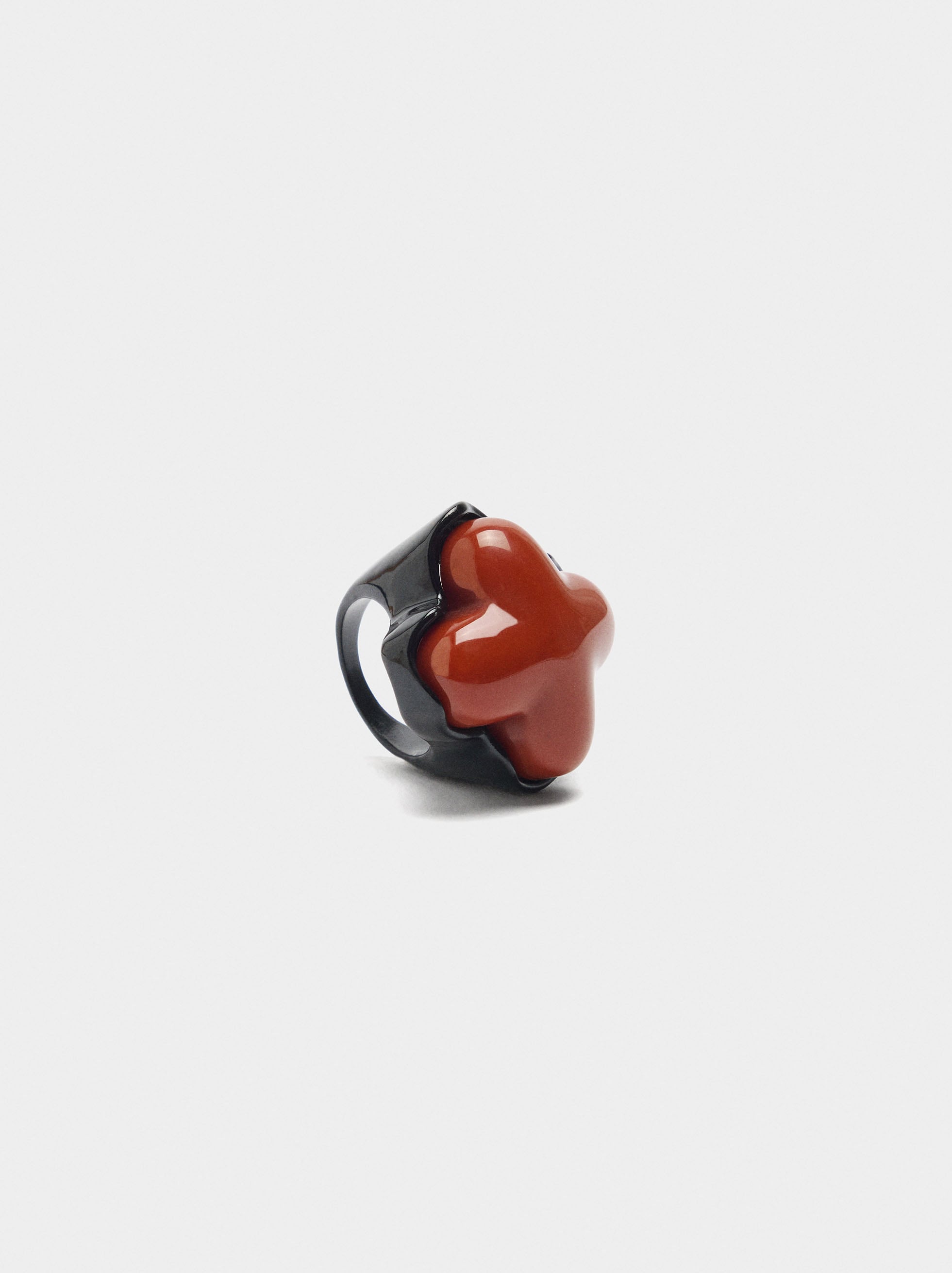 Anillo Trébol De Resina