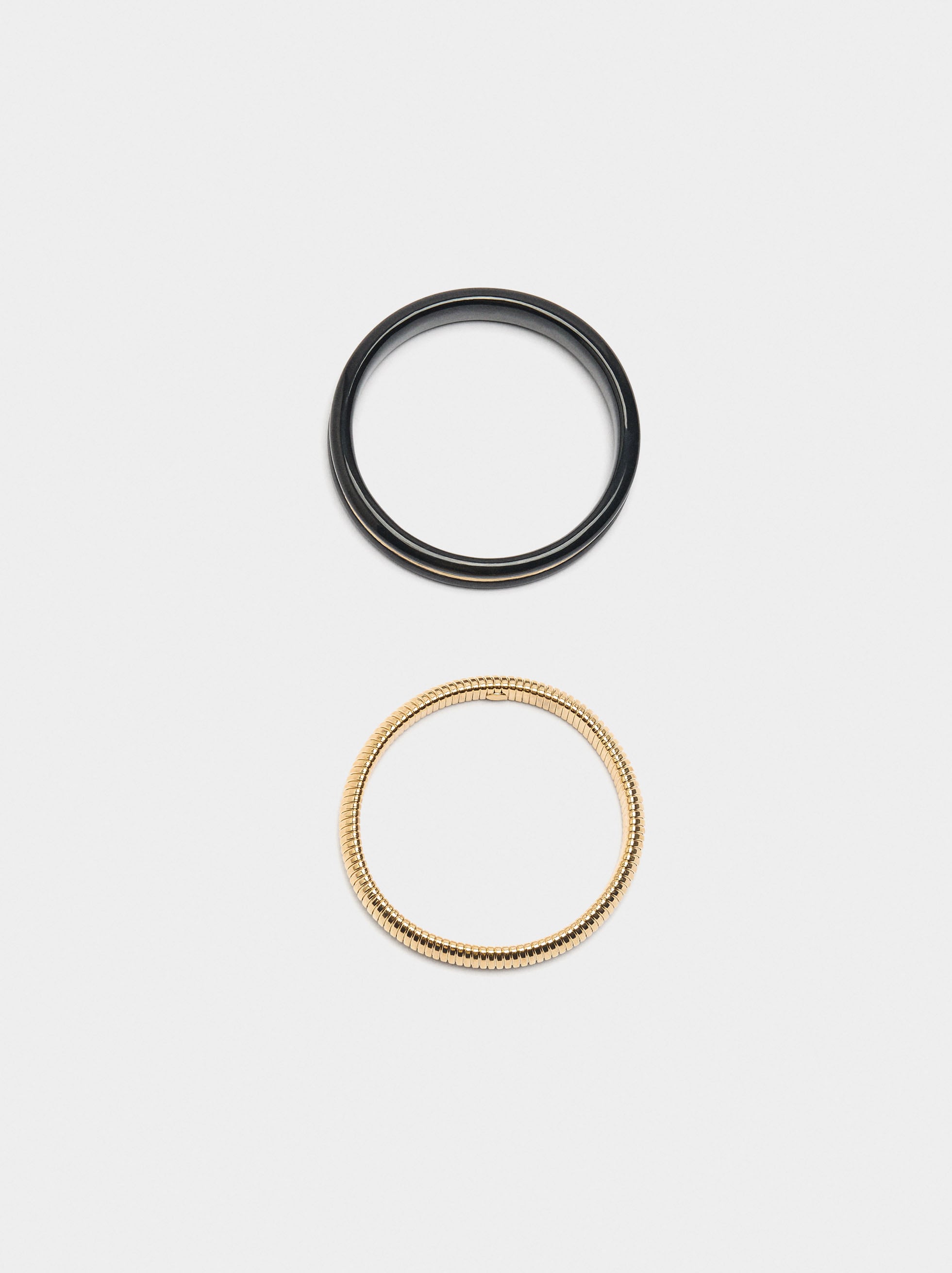 Set De Pulseras Con Resina