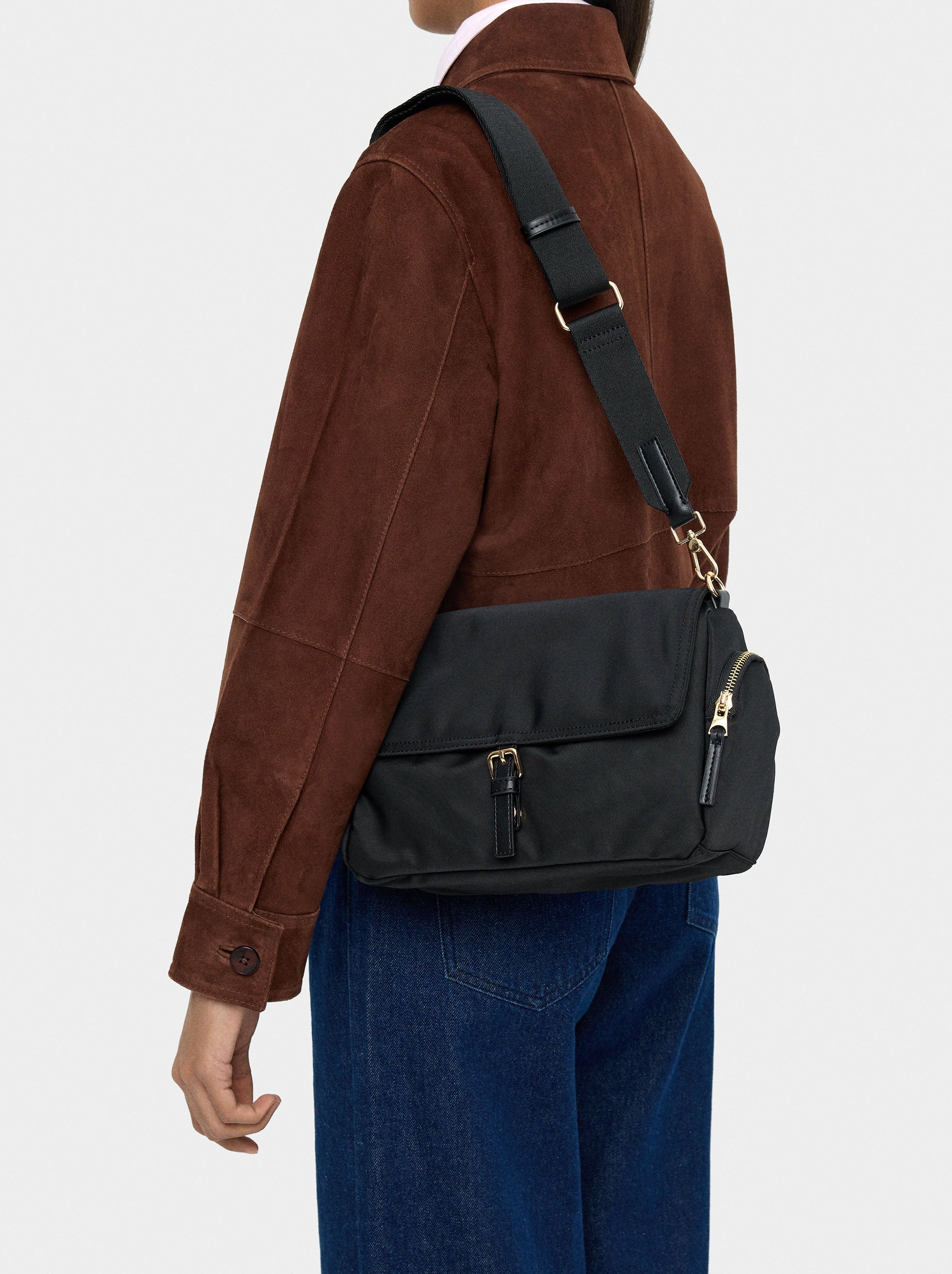 Bolso Bandolera De Nylon Con Solapa
