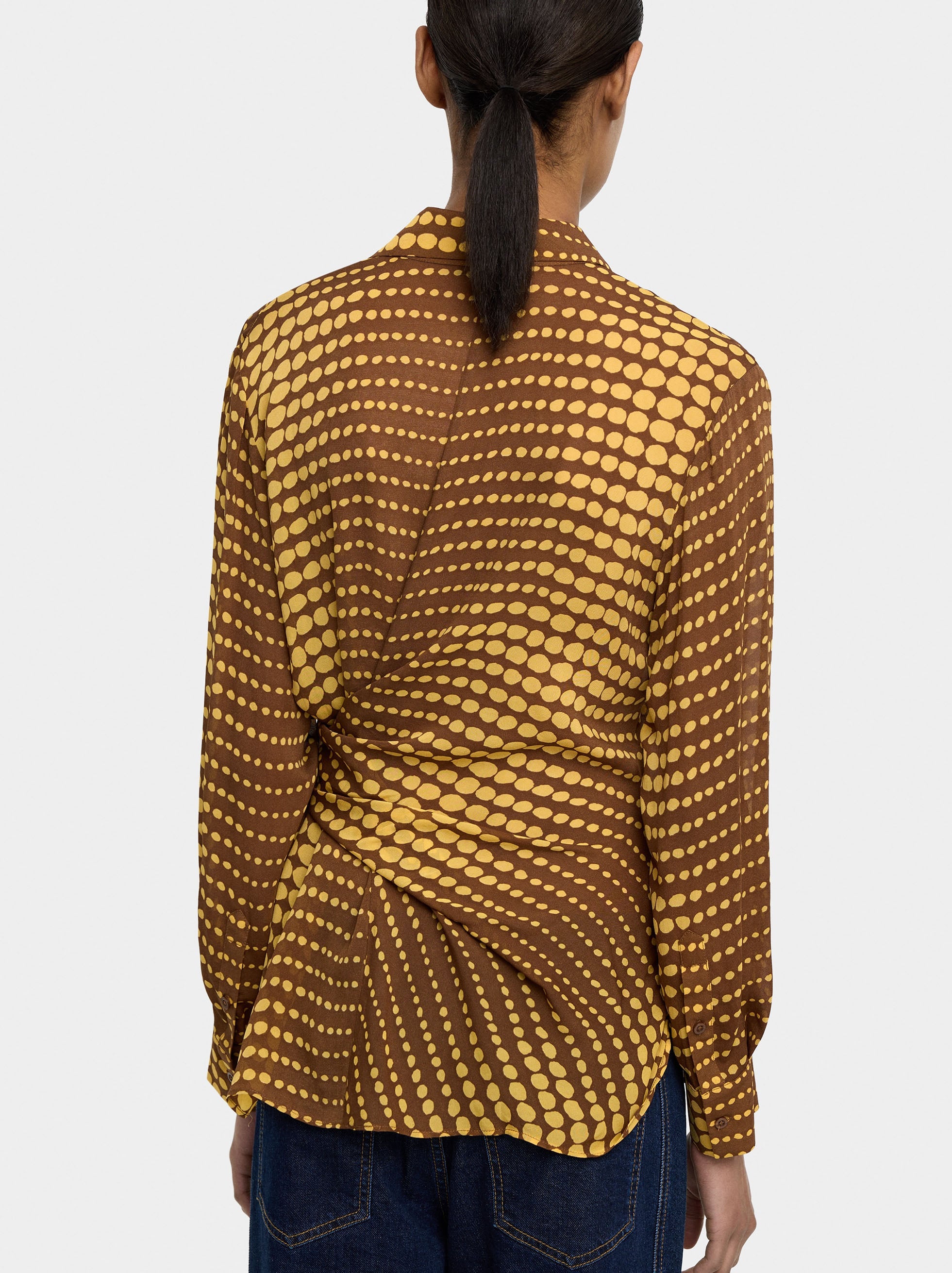 Camisa Estampada Con Nudo