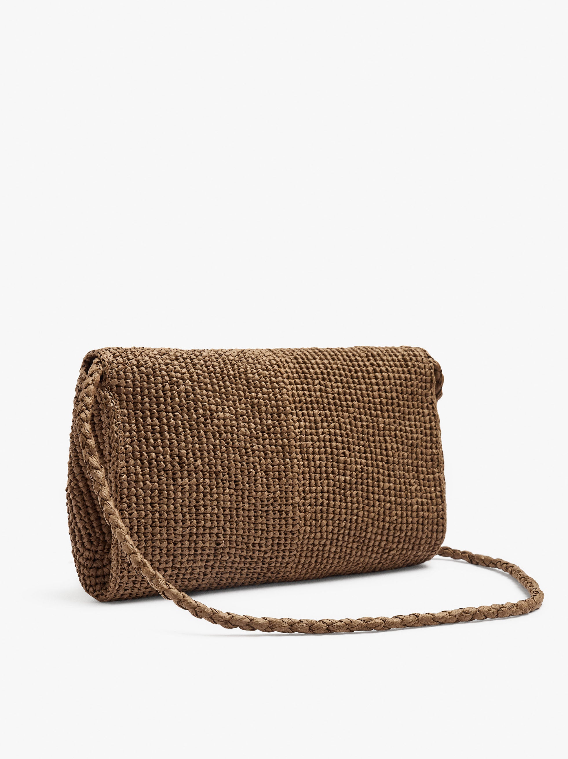 Bolso Bandolera Efecto Rafia Con Solapa