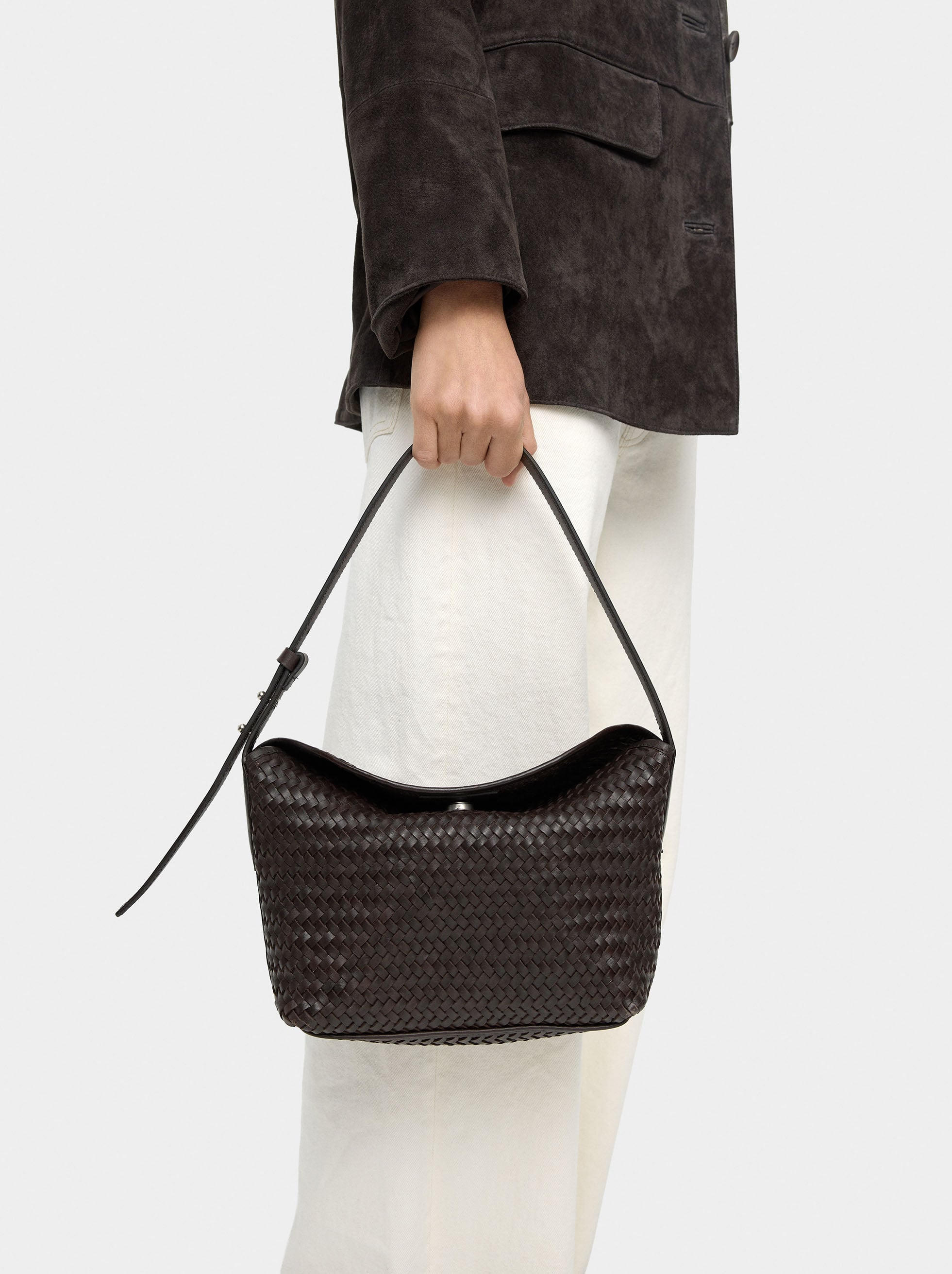 Bolso De Hombro Con Piel Trenzada