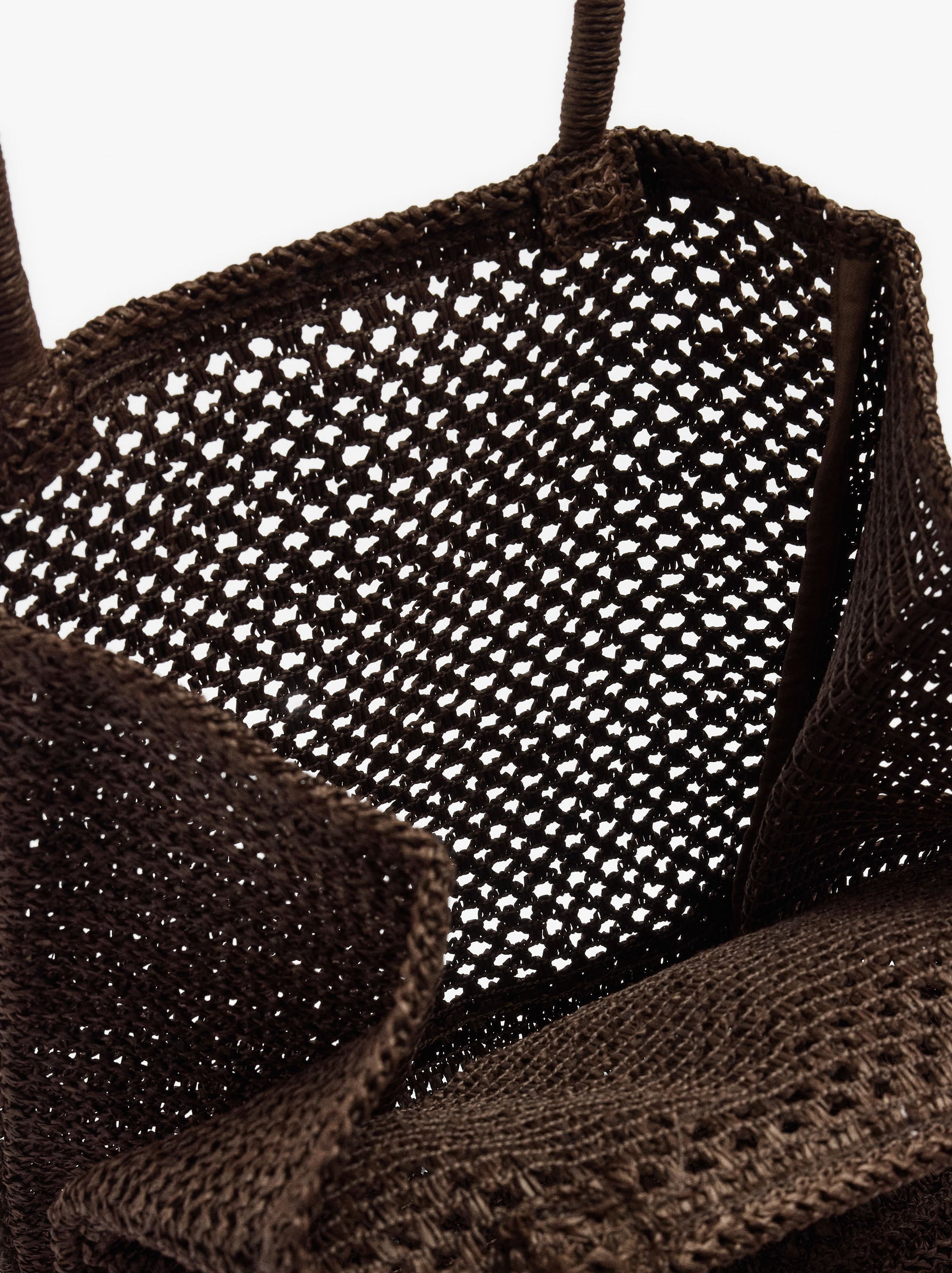 Bolso Shopper Efecto Rafia Con Colgante