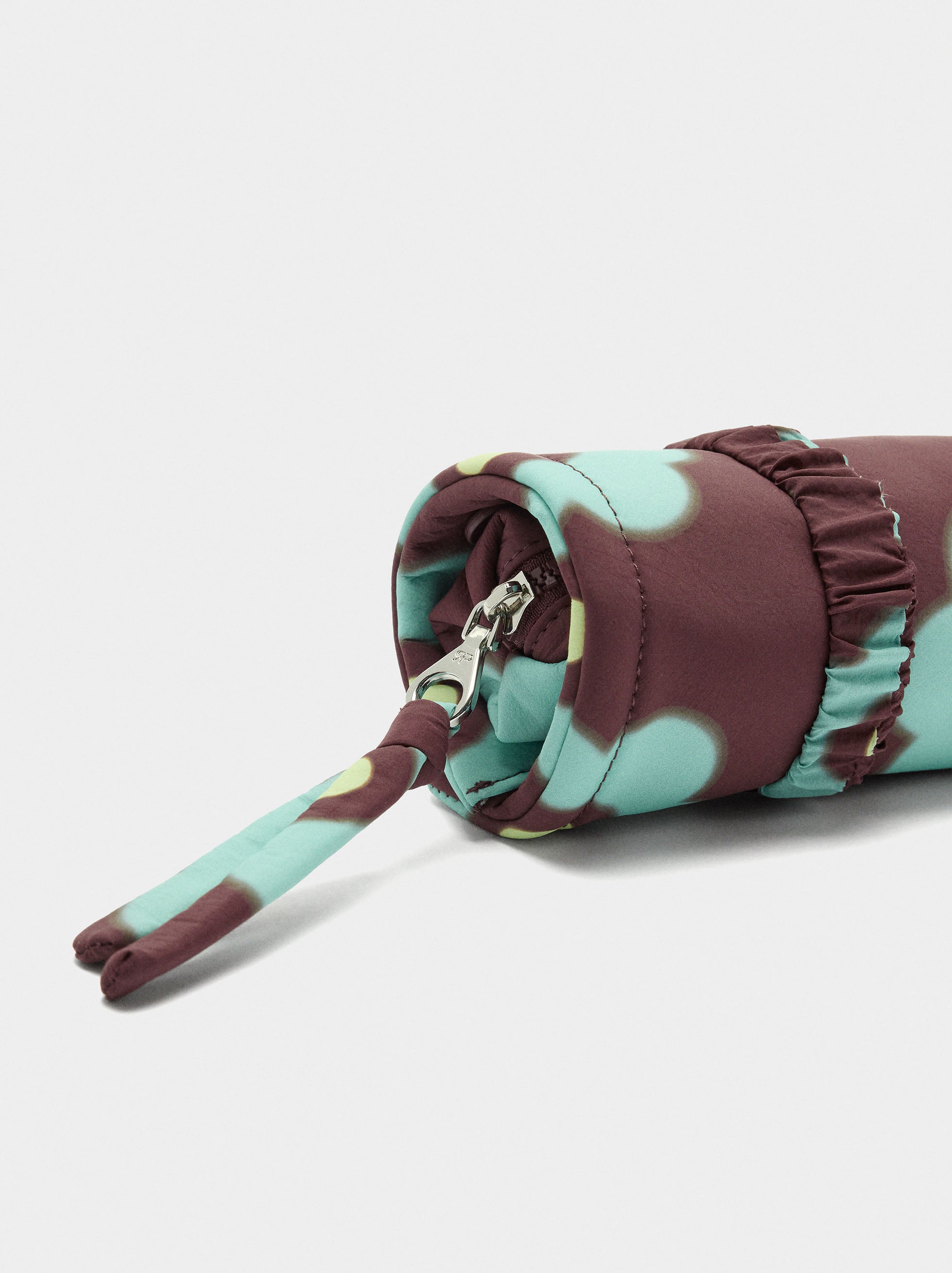 Joyero En Rollo Estampado De Nylon