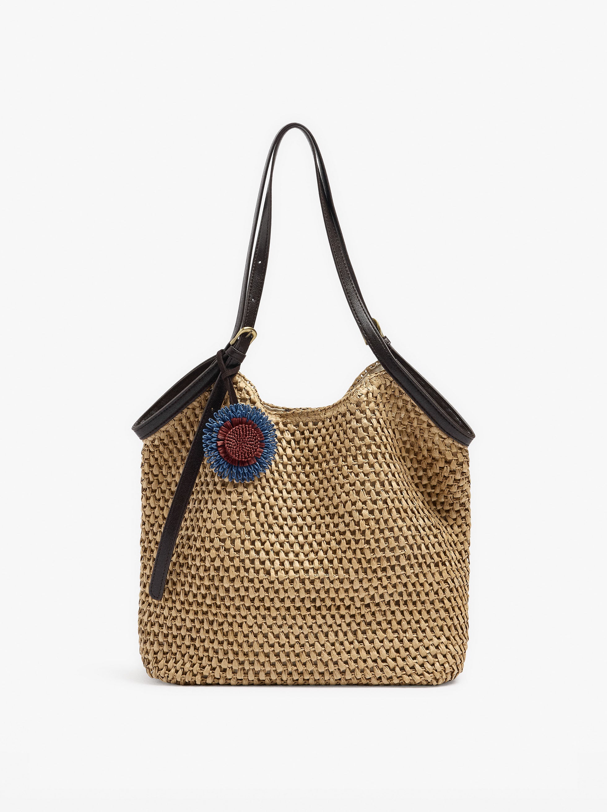 Bolso Shopper Efecto Rafia Con Colgante