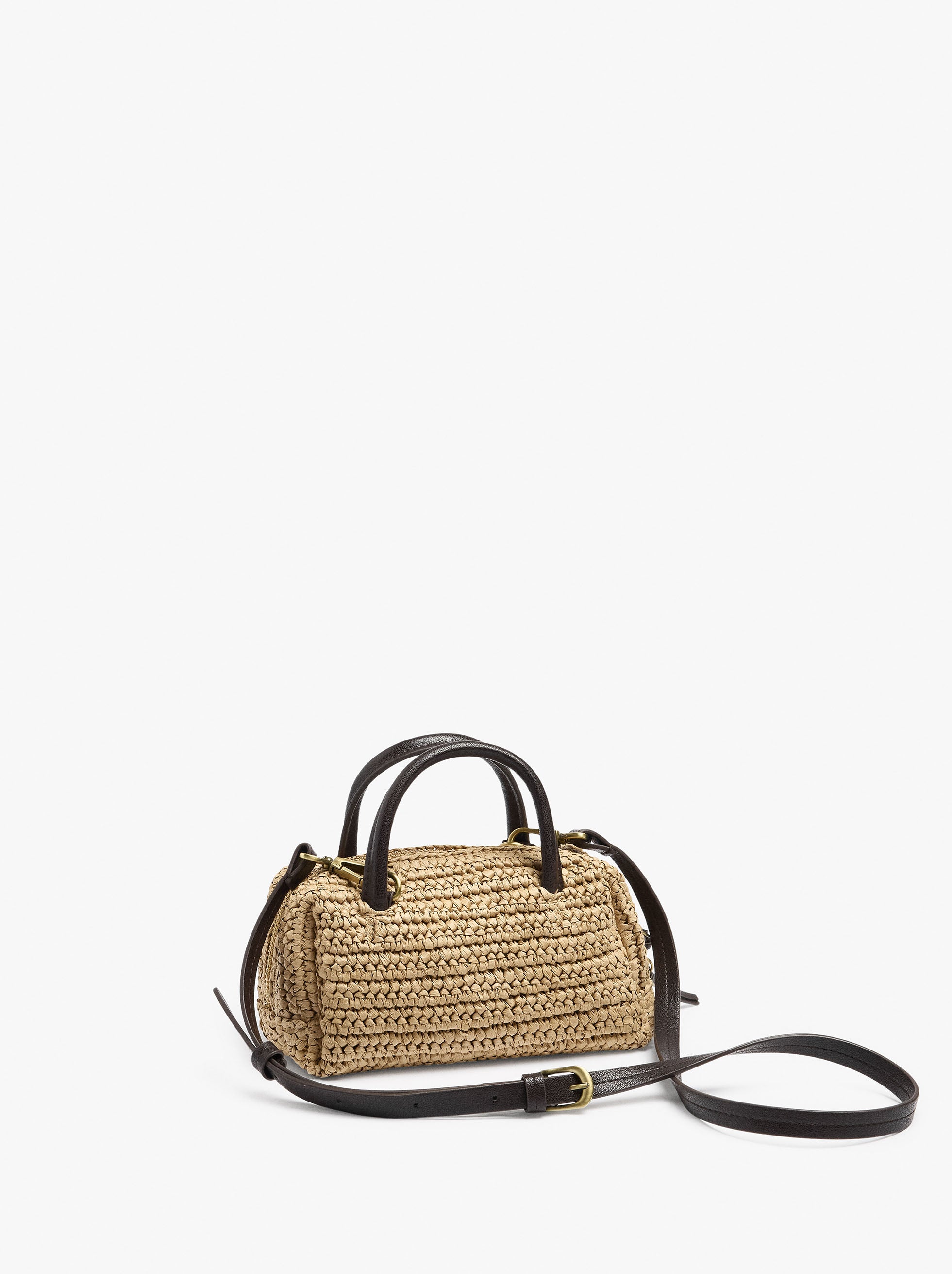 Bolso Bowling Efecto Rafia Con Colgante S