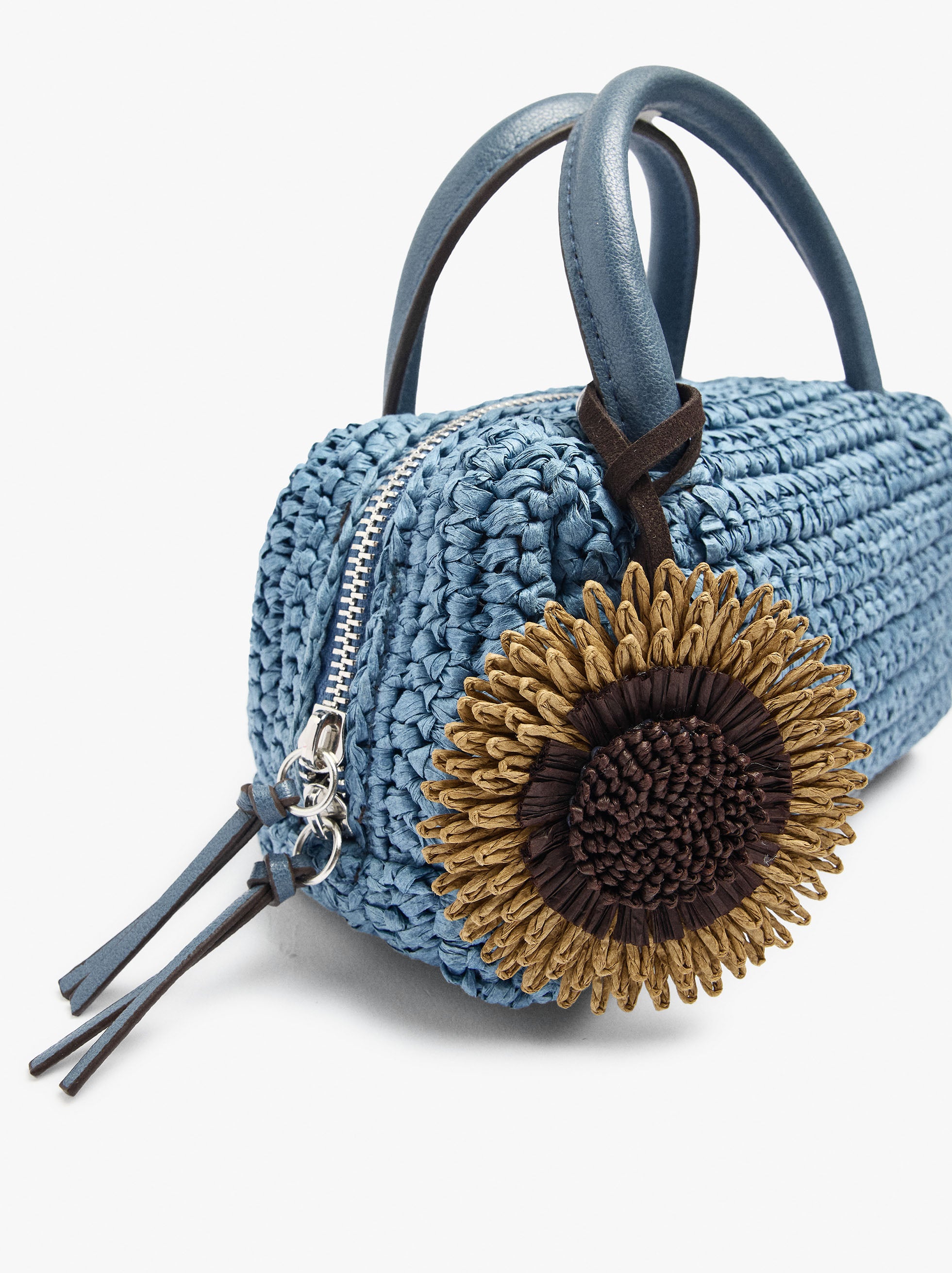 Bolso Bowling Efecto Rafia Con Colgante S