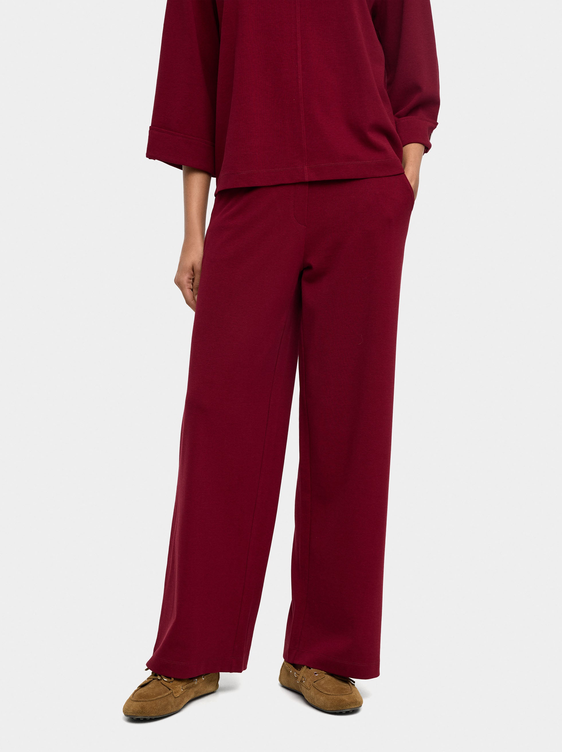 Pantalón Con Bolsillos Y Cintura Elástica