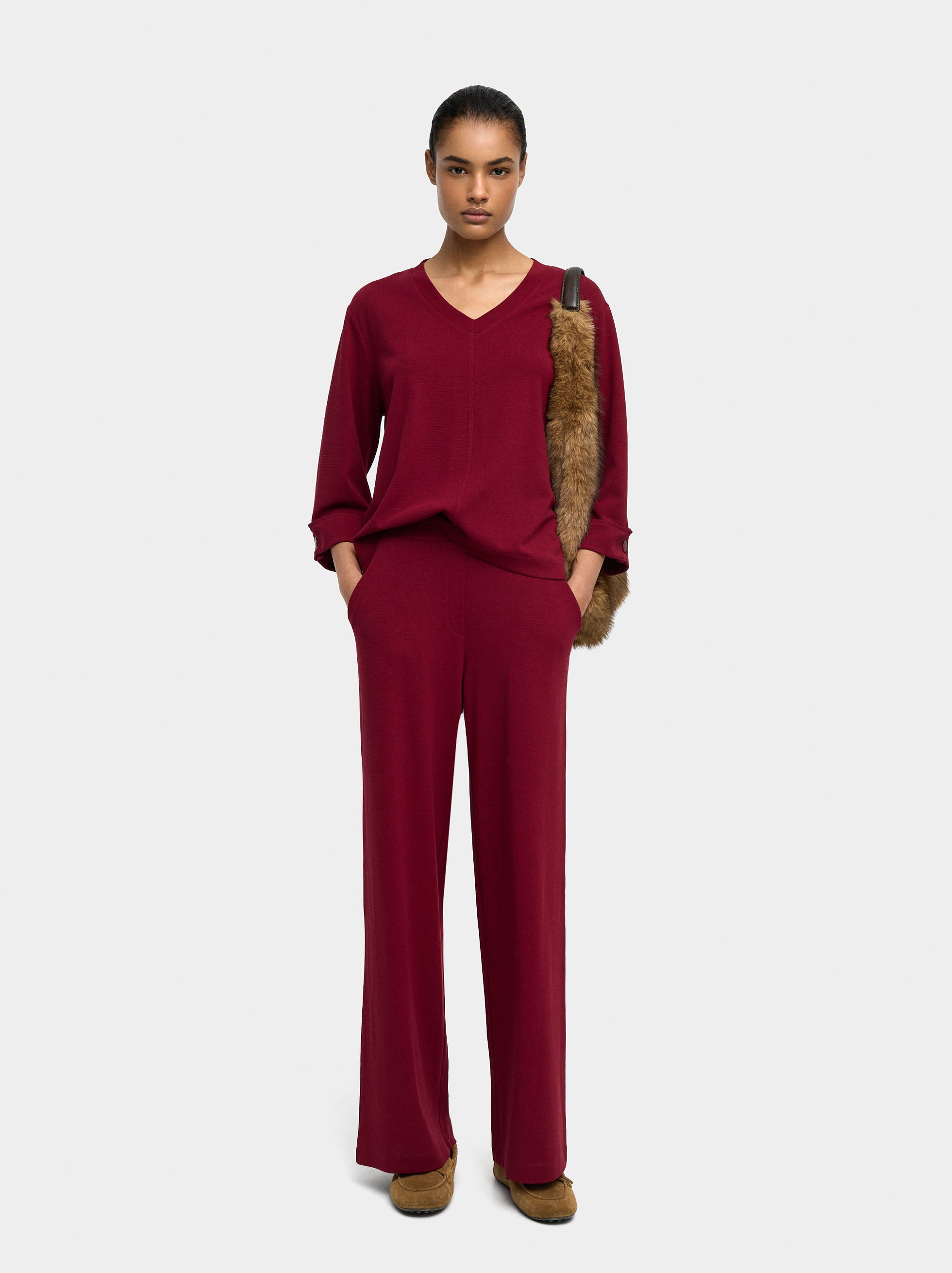 Pantalón Con Bolsillos Y Cintura Elástica