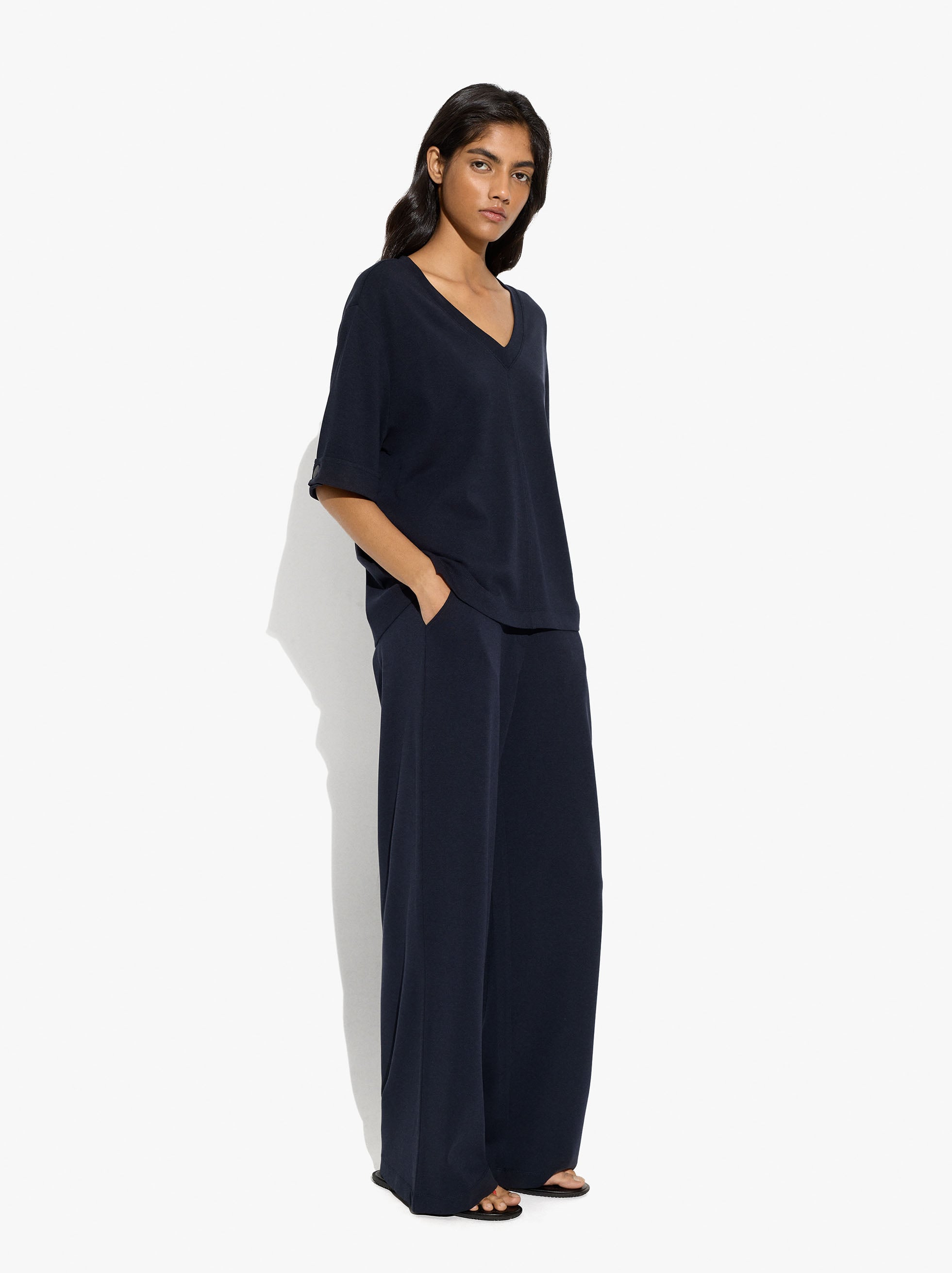 Pantalón Con Bolsillos Y Cintura Elástica