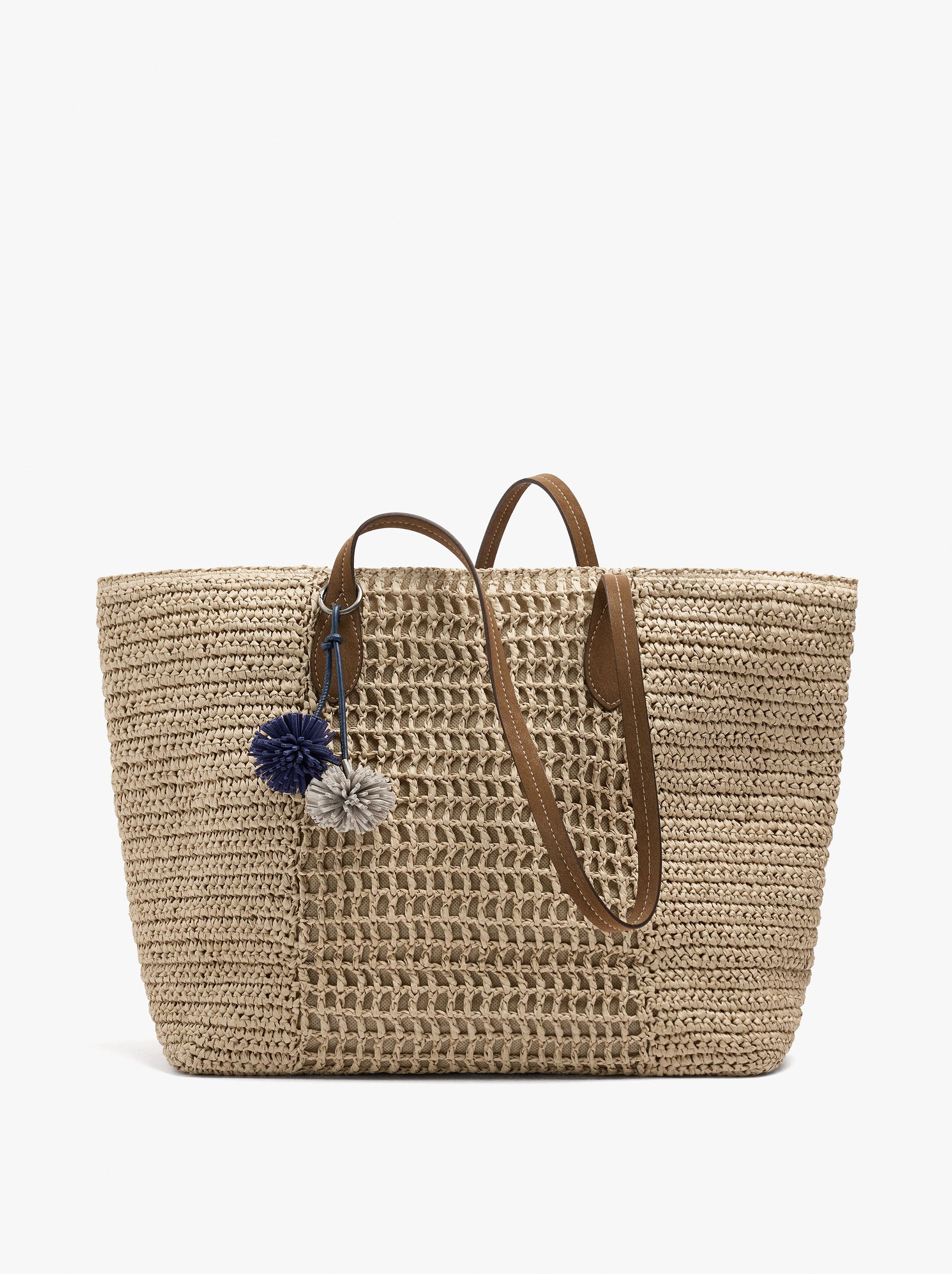 Bolso Shopper Efecto Rafia Con Colgante